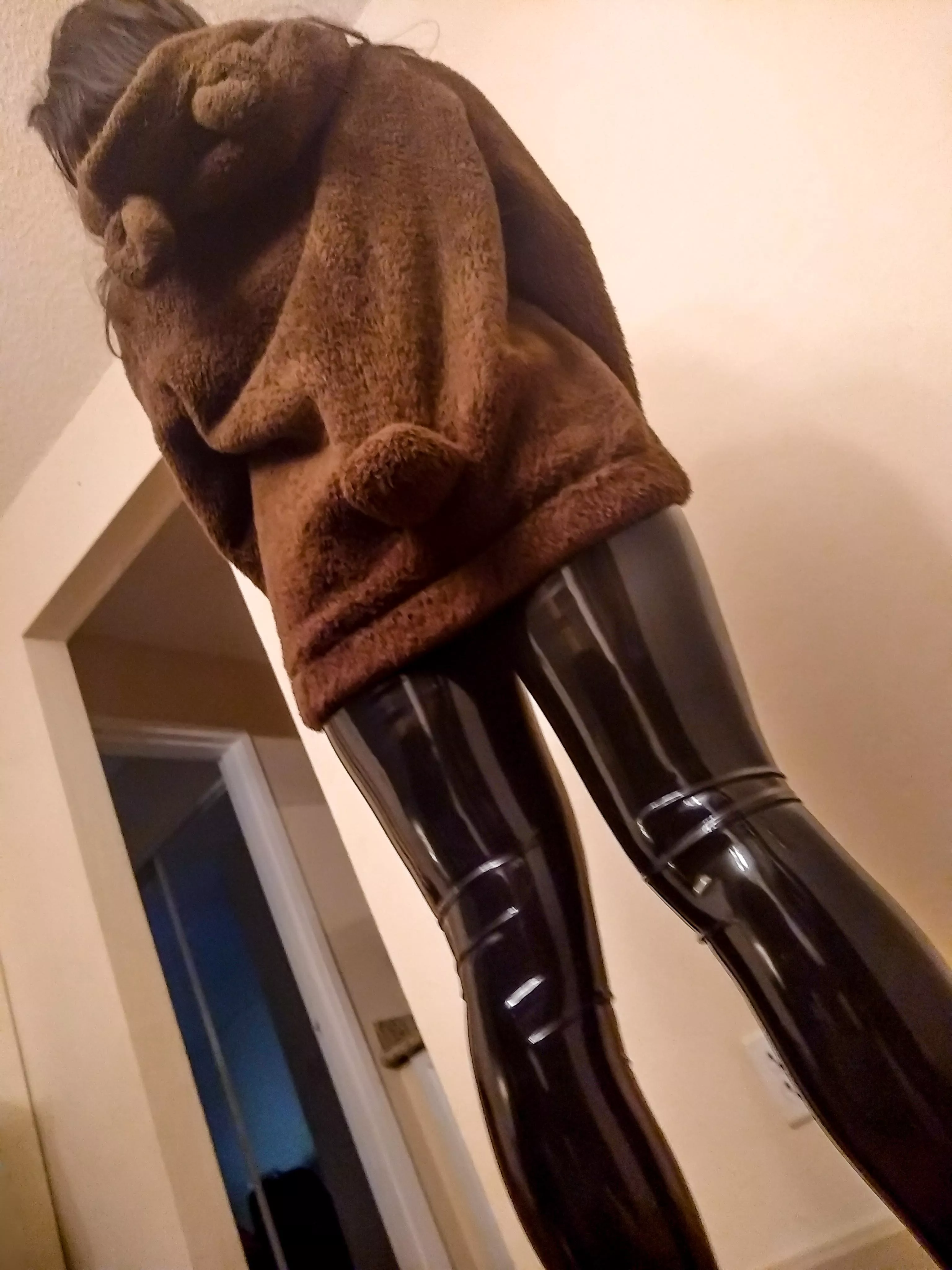 Teddy bear hoodie and latex pants is such a great combo ðŸ¥°