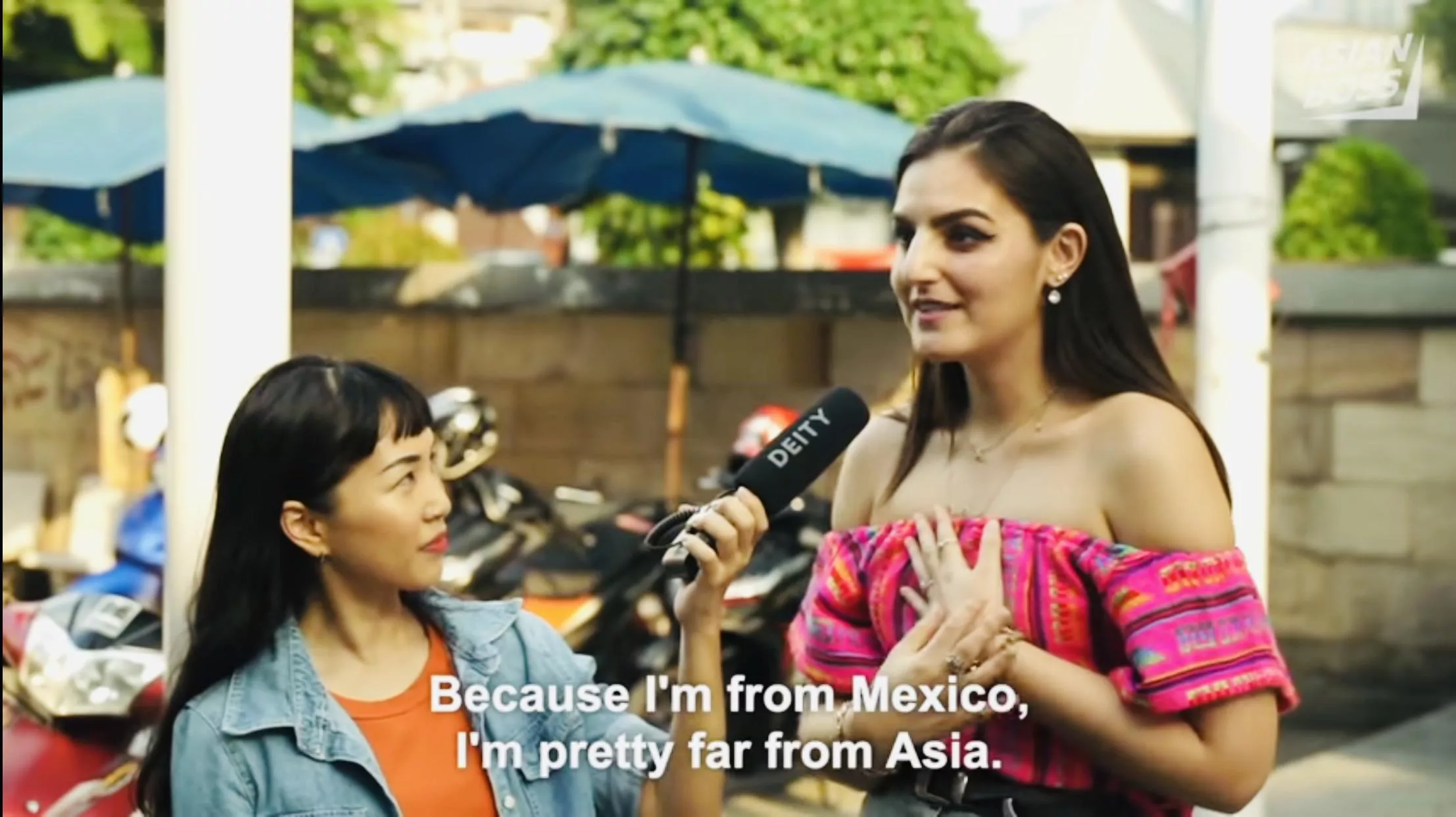 Thai Interviewer VS Mexicana Interviewee