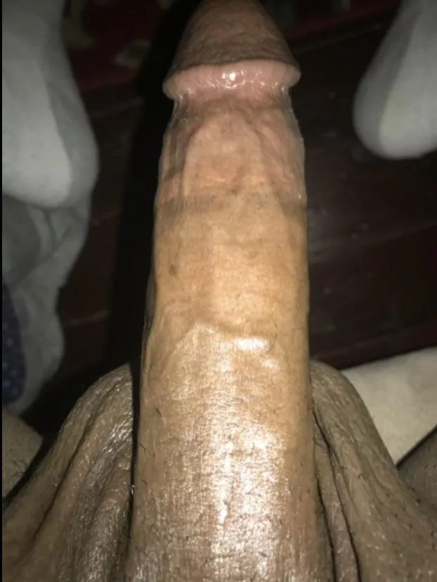 The Best Part of Waking up.. Is Dick up in your guts..😏🍆🤴🏾.. Can I fill you up now Queen? 🐂 For Hotwife. Aston, PA.