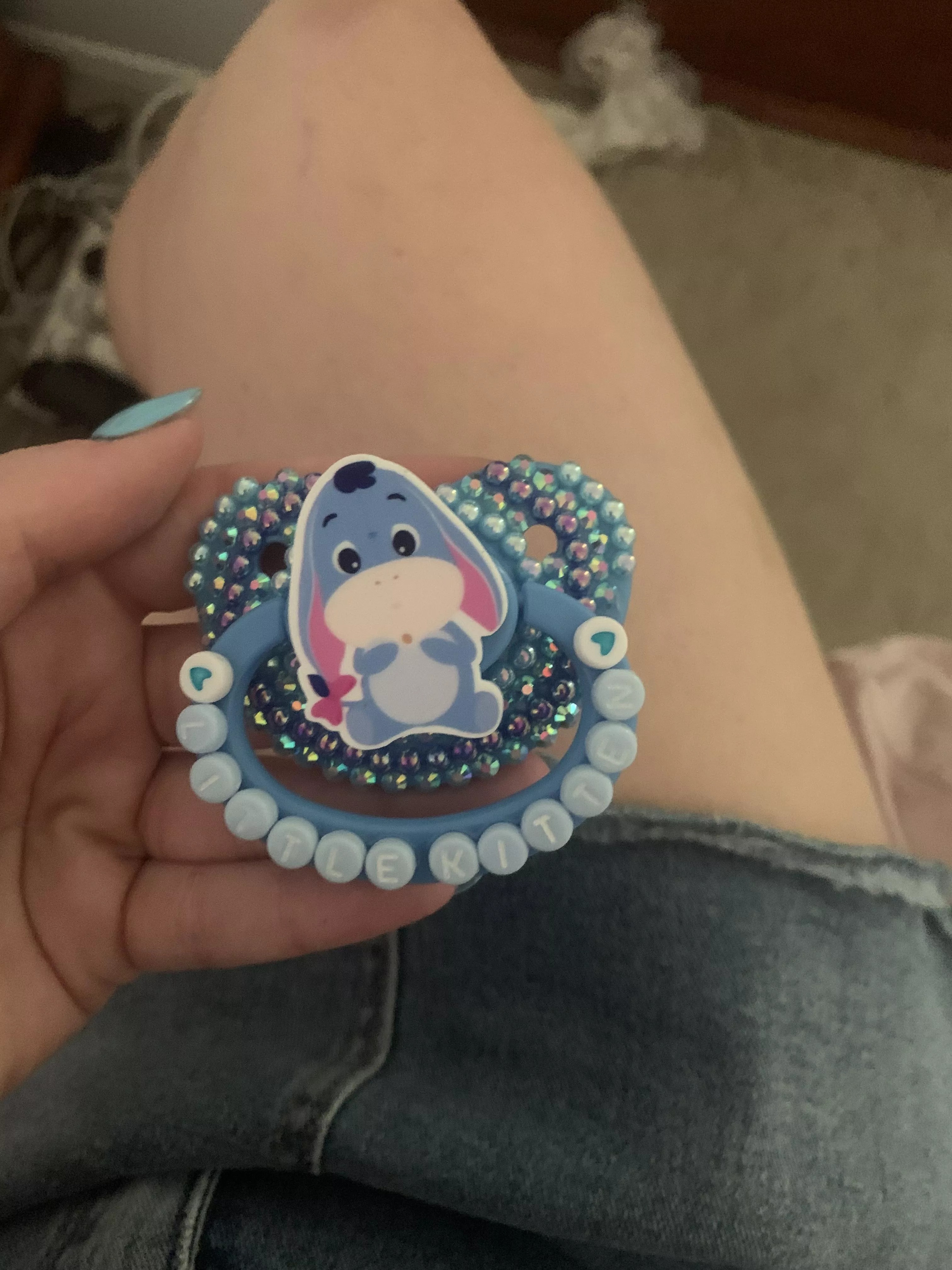 The paci daddy bought me just came today, I wuv him so much 🥺