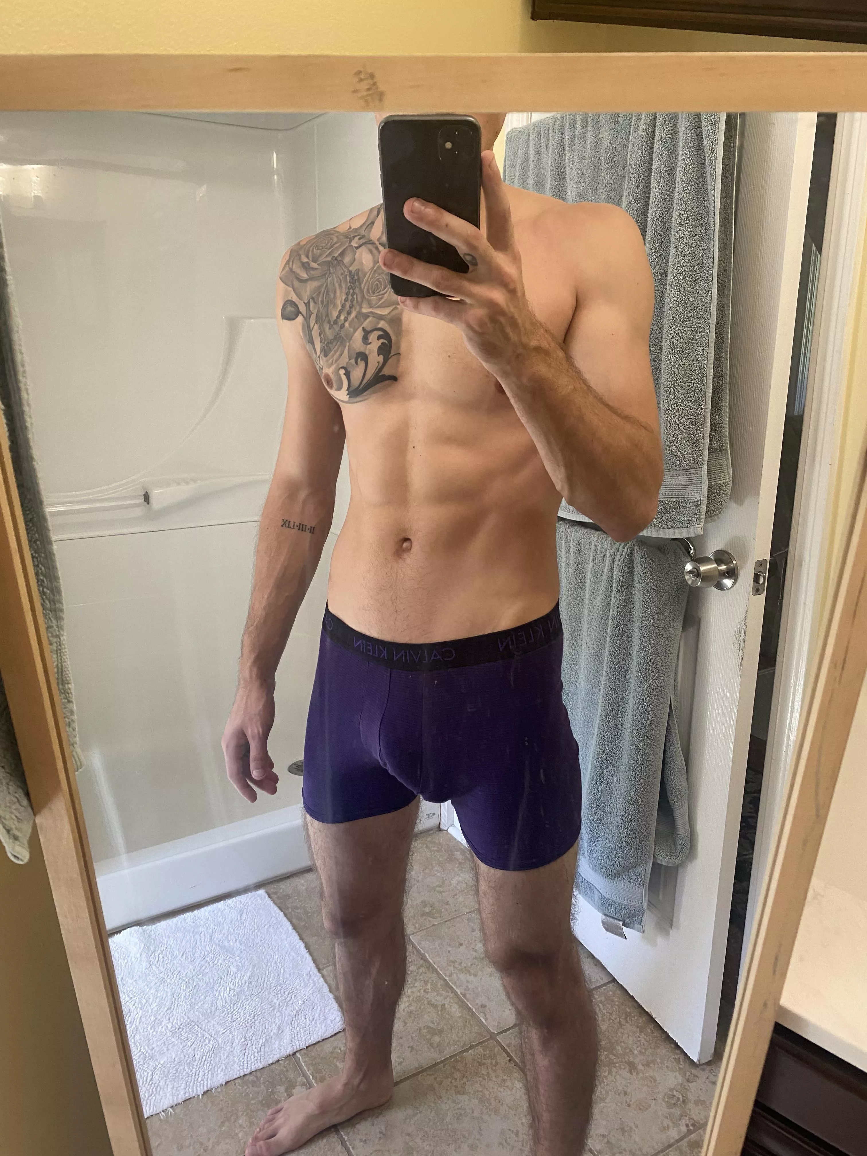 These Purple Calvins make my Bulge POP 🍆😈