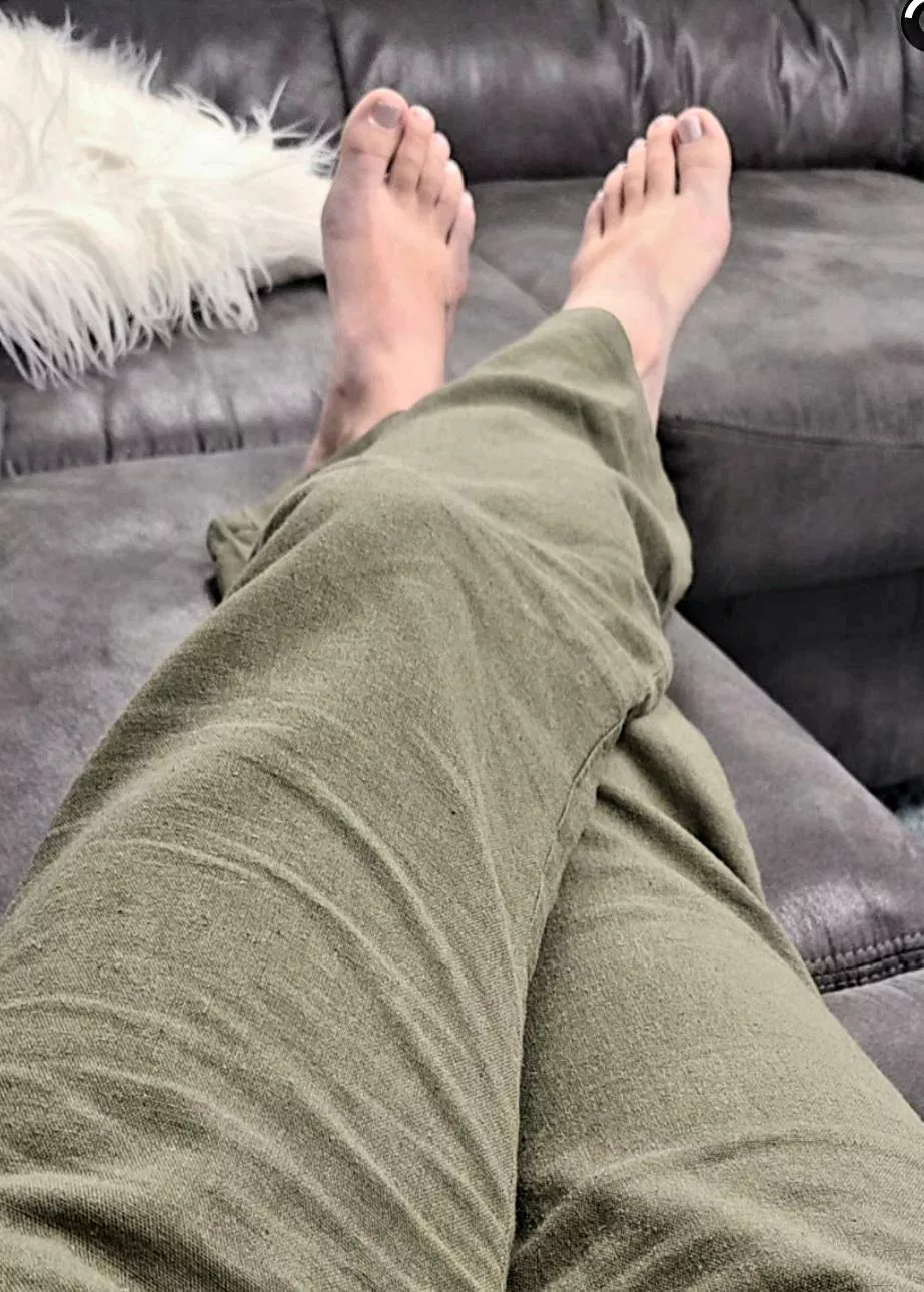 These toes look like they could use some attention