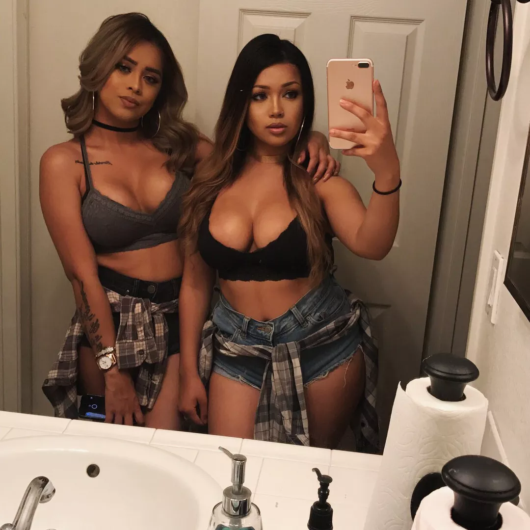 Thick Hotties