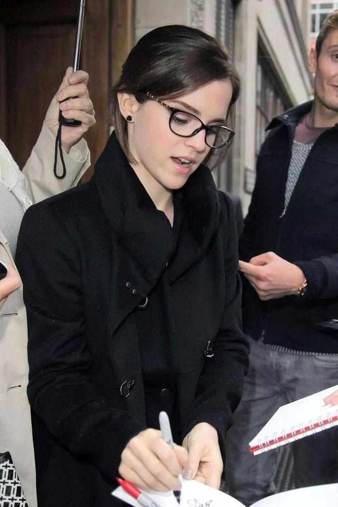 This is a cute look for her. Emma Watson.