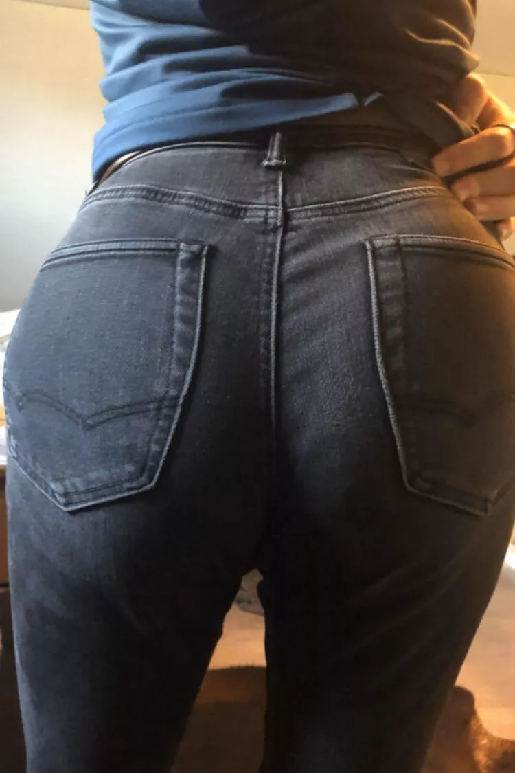 This is my butt how does it look?