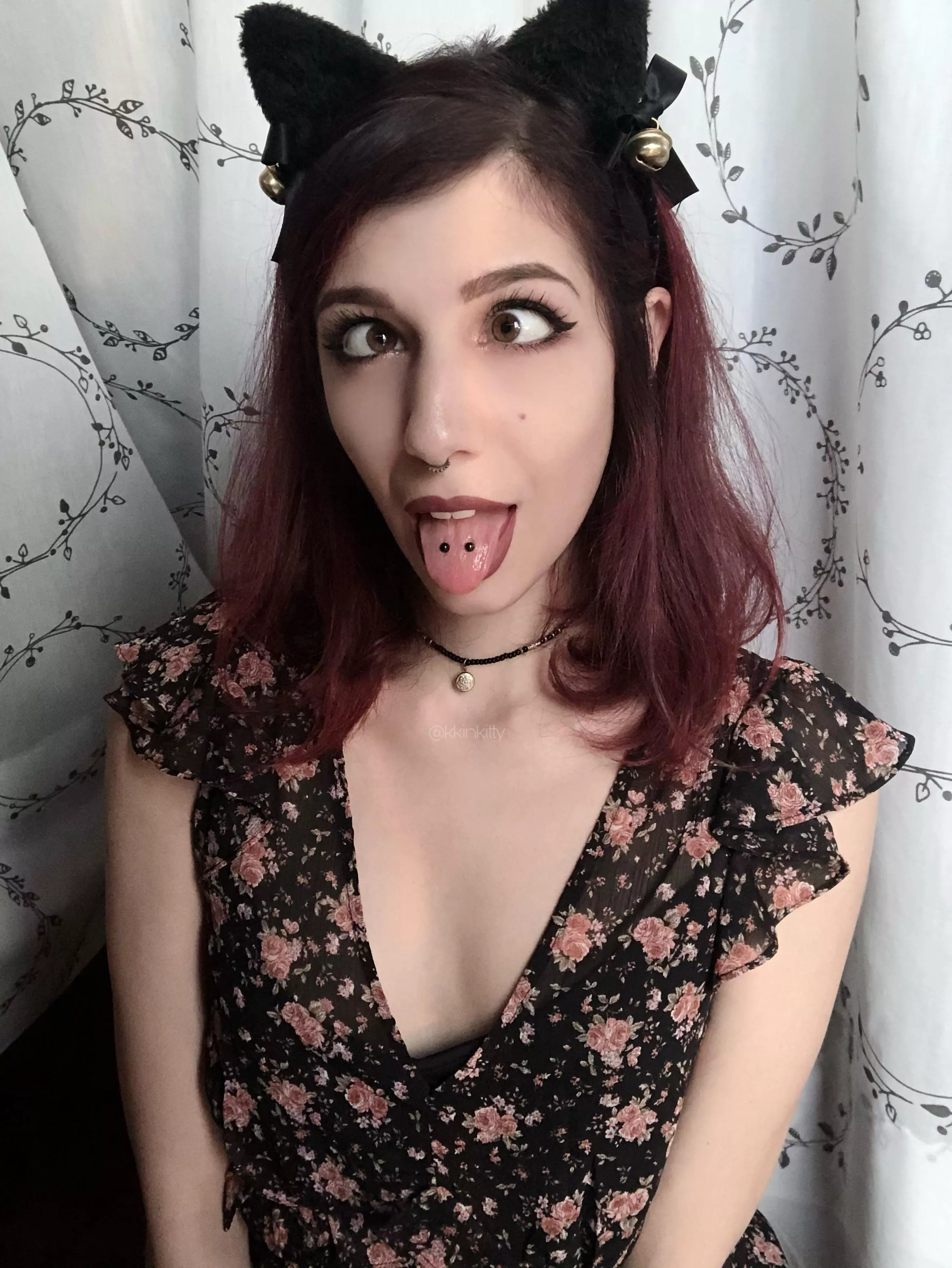 This is what youâ€™ll see when you cum on a pierced redhead