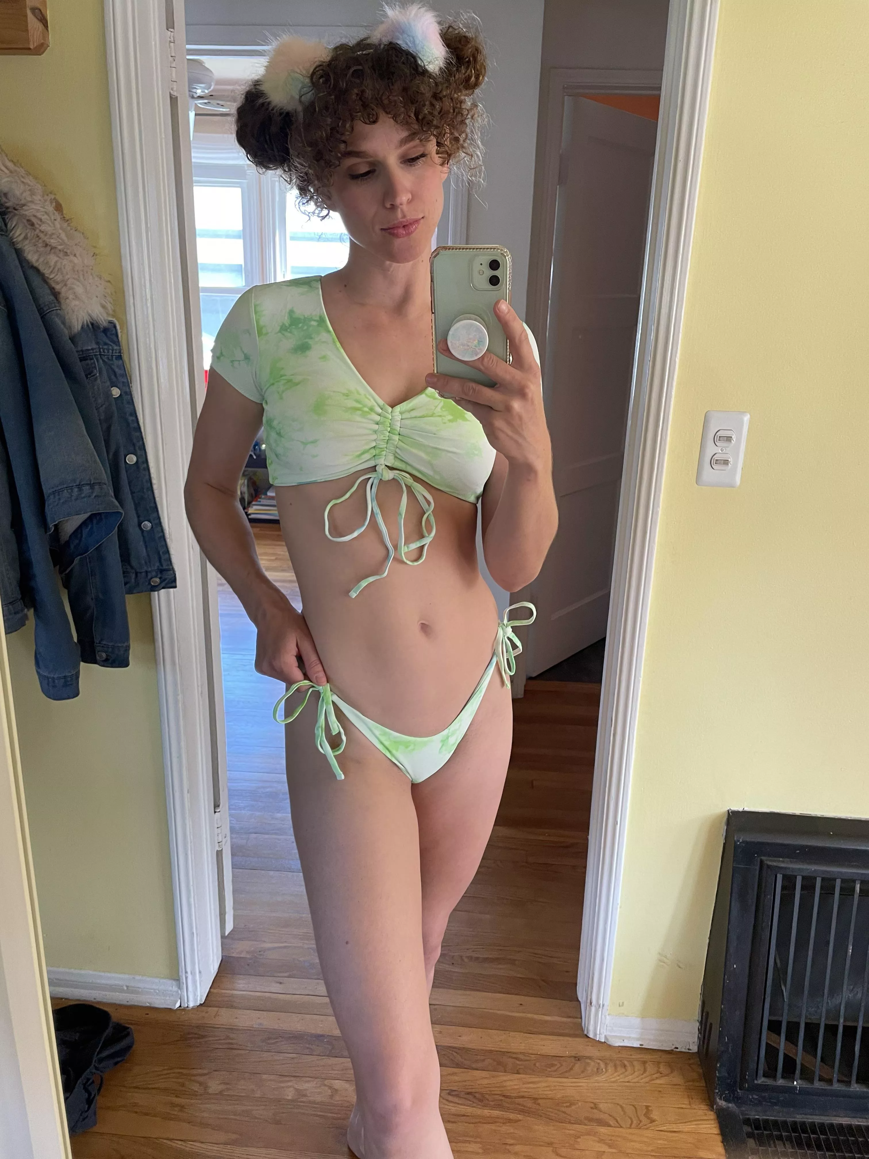 This mama is ready for summer!! [F] MILF