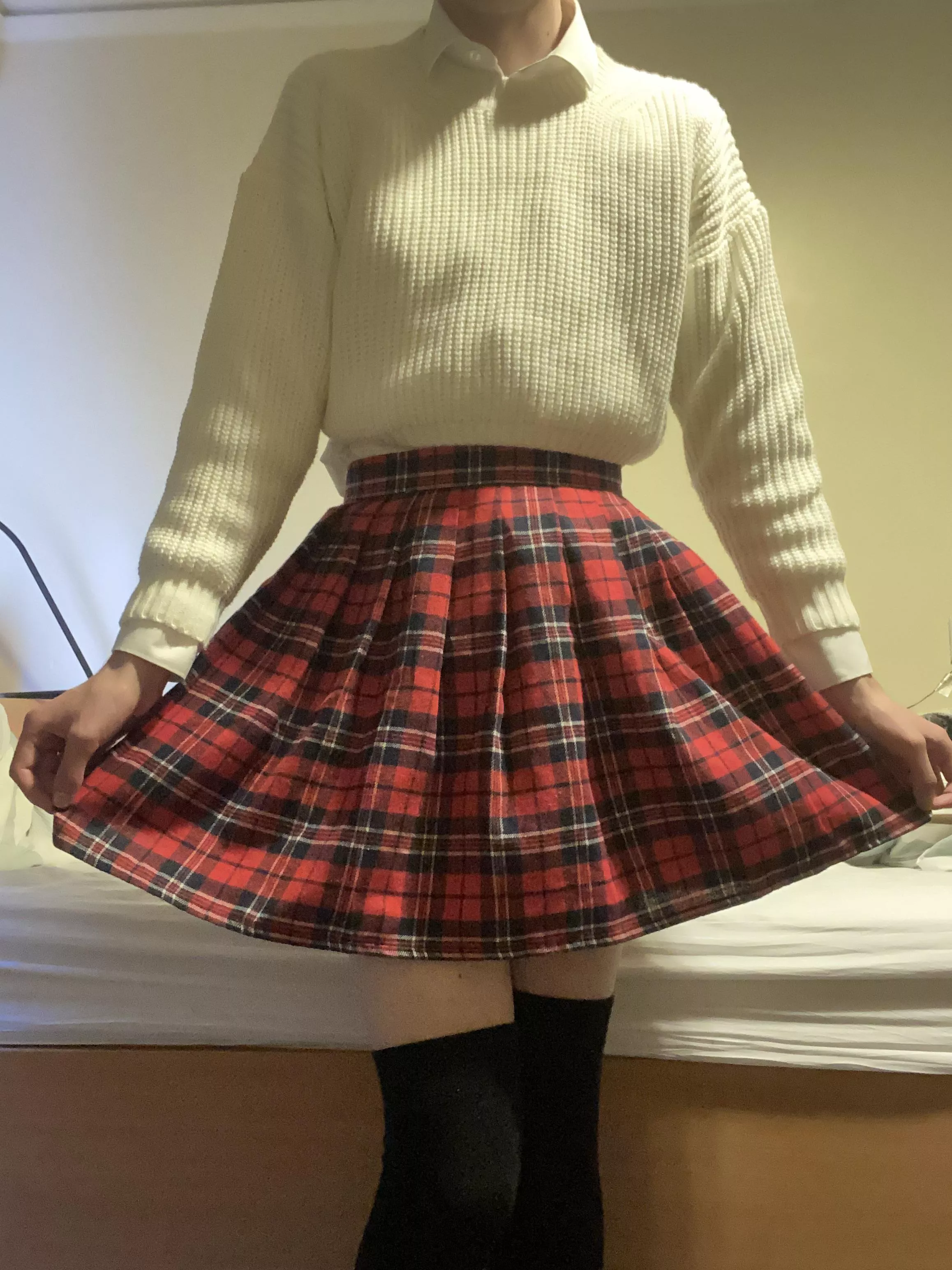 This outfit with the red plaid skirt is amazing