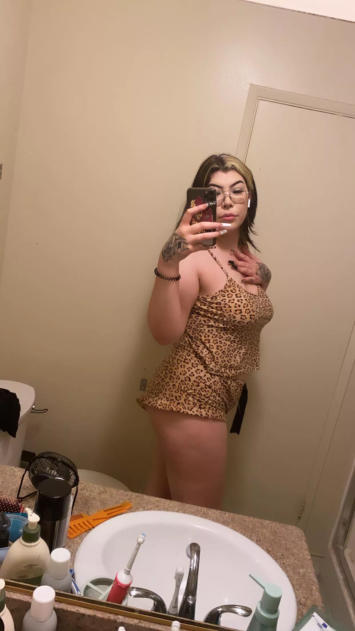 this pj set got me lookin fuckable dont you think ?