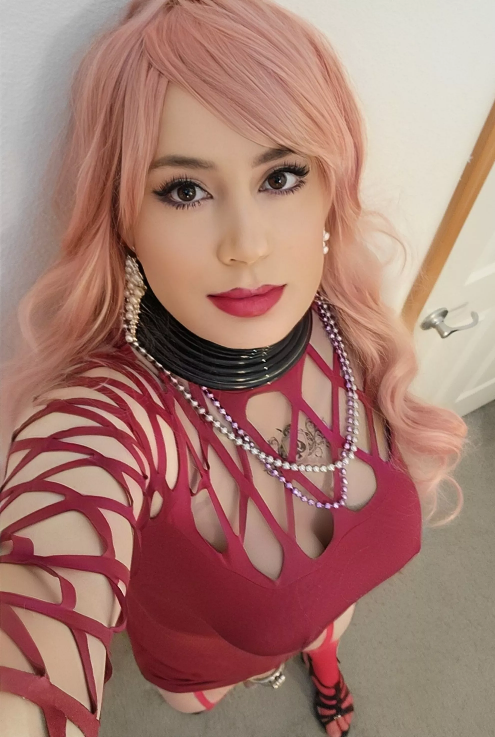 This Seattle Sissy is proud to walk out everyday looking my best. Being caged. Being ready to service men any place anytime. Am I pretty enough to be used by you?