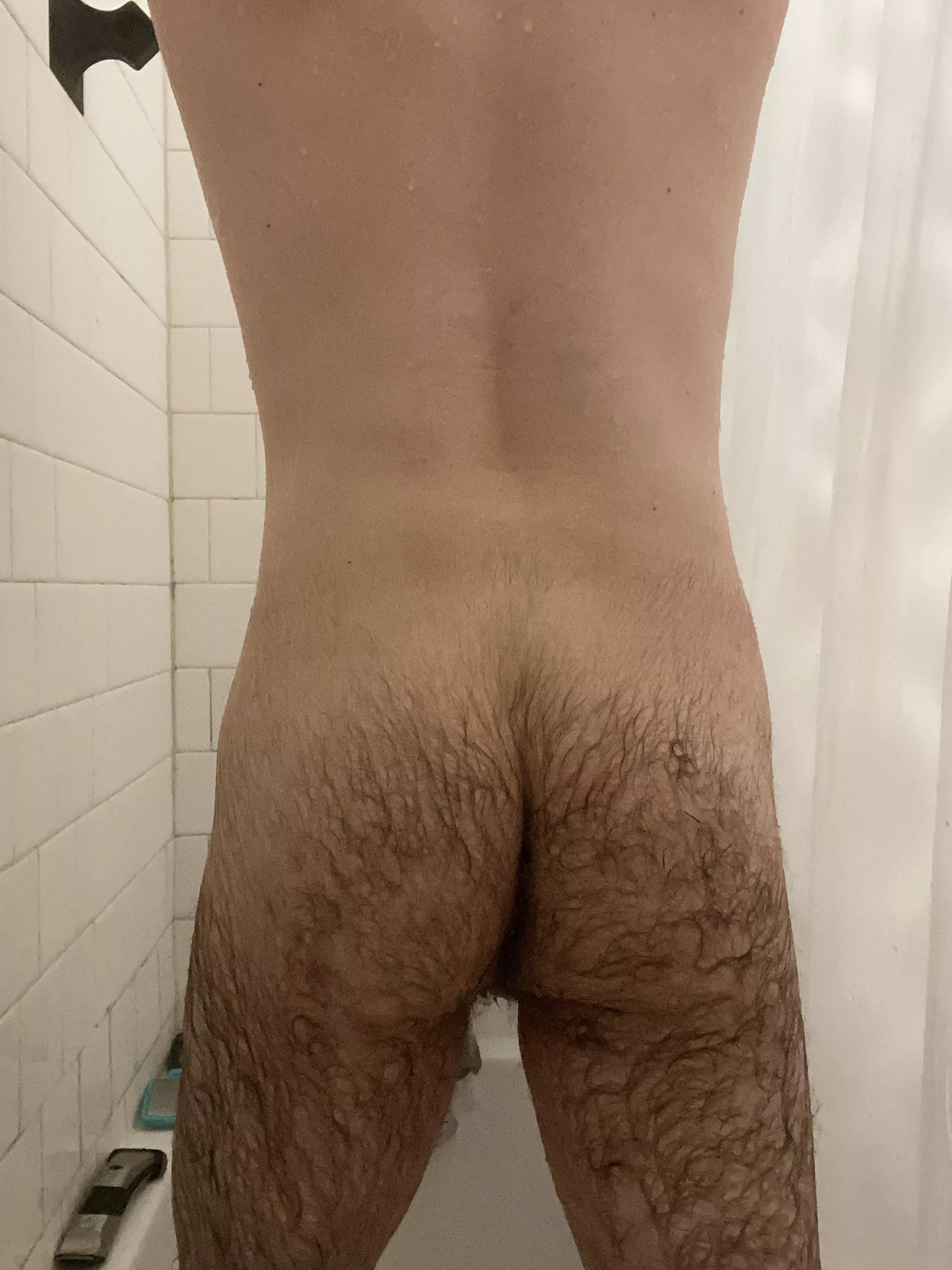 This shower comes with a viewðŸ‘