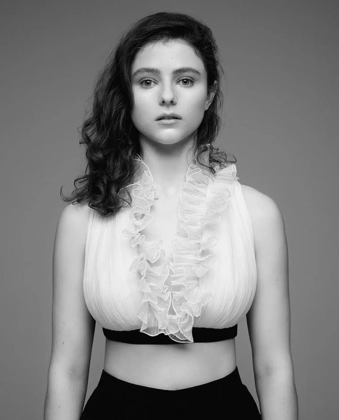 Thomasin McKenzie has grown such big milkers