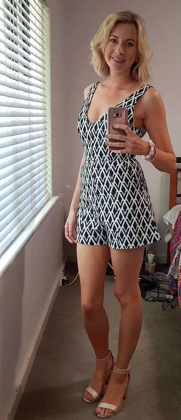 Thoughts? By popular demand! Full body shot of the wife. What do you want to see?