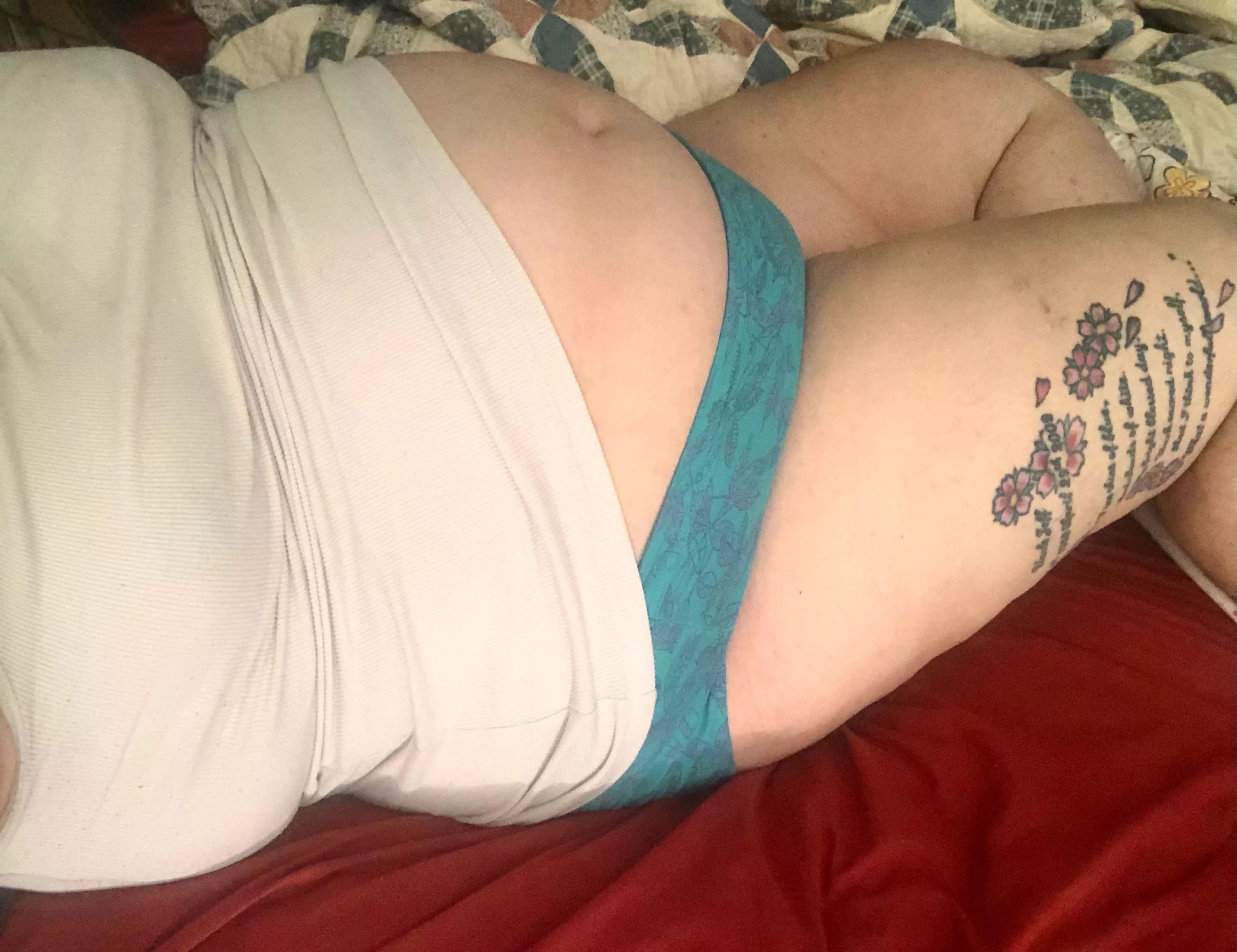 Throw back to June, 8 months pregnant and lazy mornings. All Panties currently on sale, and limited supply of Breast Milk Cookies available…DM for info 😘