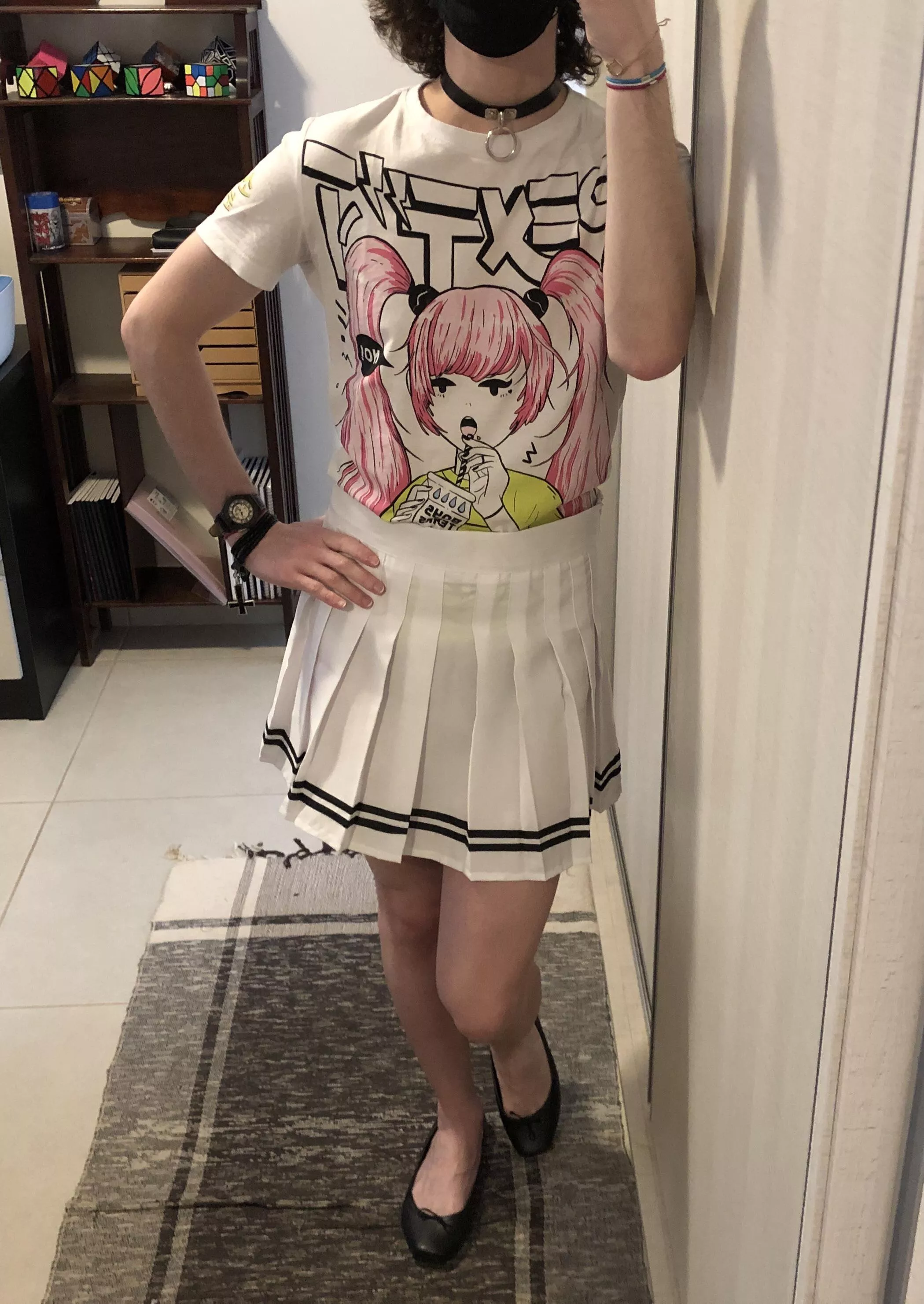 Today is a great day ! This is the first time I went for a walk dressed like this and felt really cute ðŸ¥° Hope the few people who saw me thought the same xD