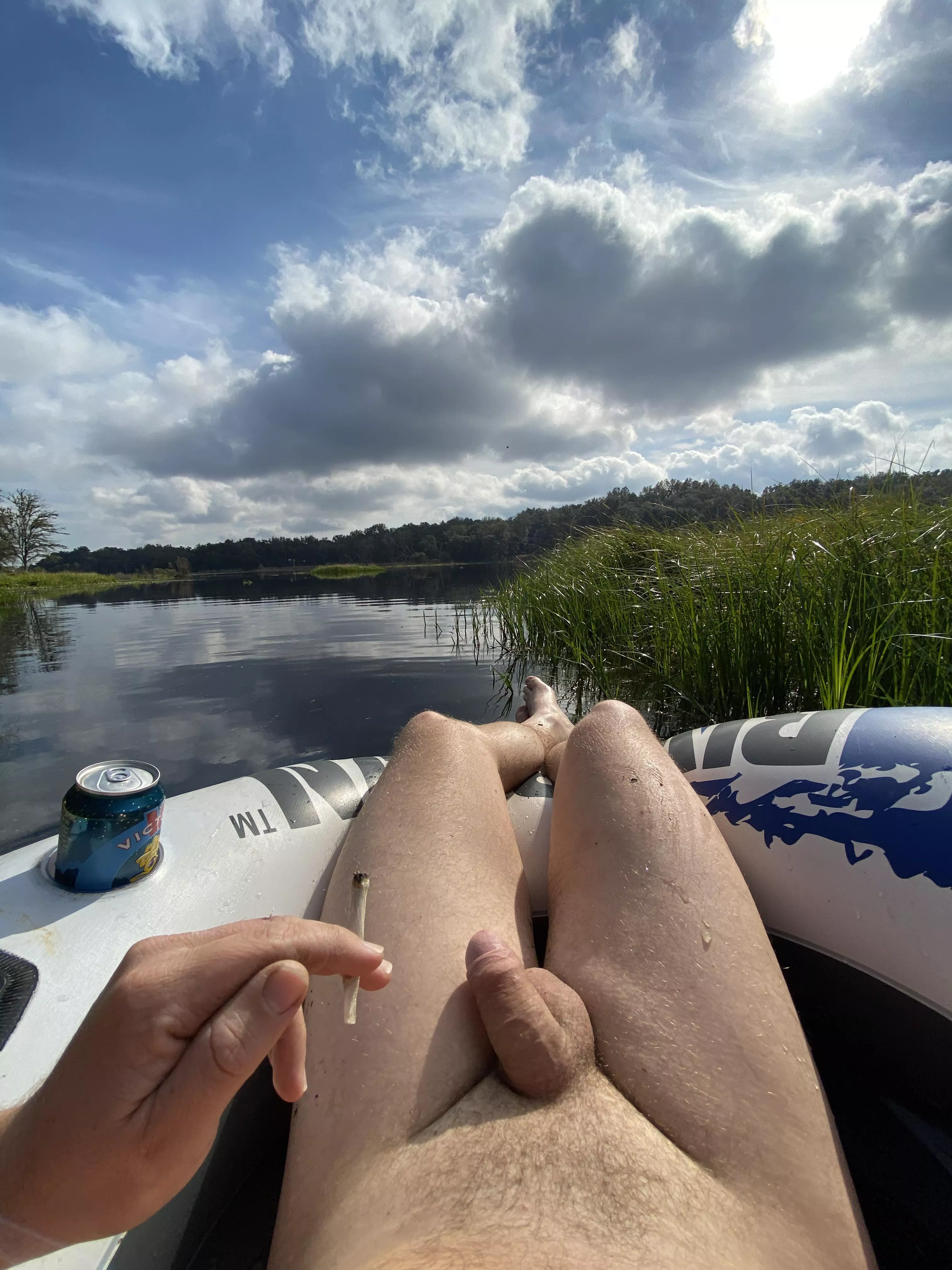 Toking on a naked booze cruise, can’t ask for much better than that [m]