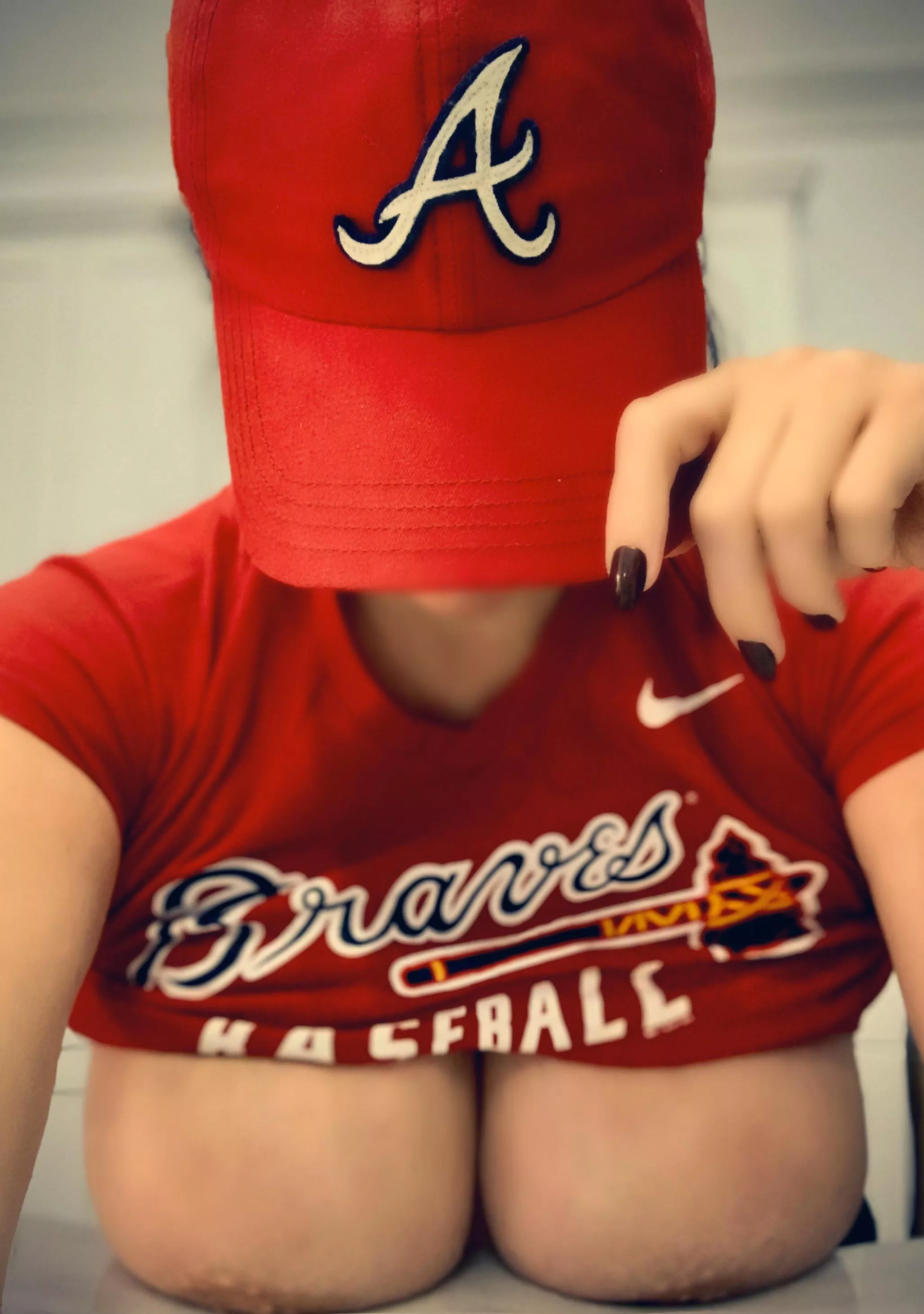 Tonight is the red out game in Atlanta!! Pulled out all of my red, but that’s not all that popped out! Go Braves! ⚾️💦⚾️