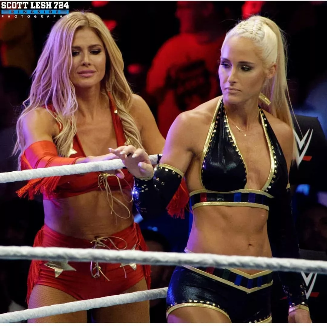 Torrie Wilson & Michelle McCool