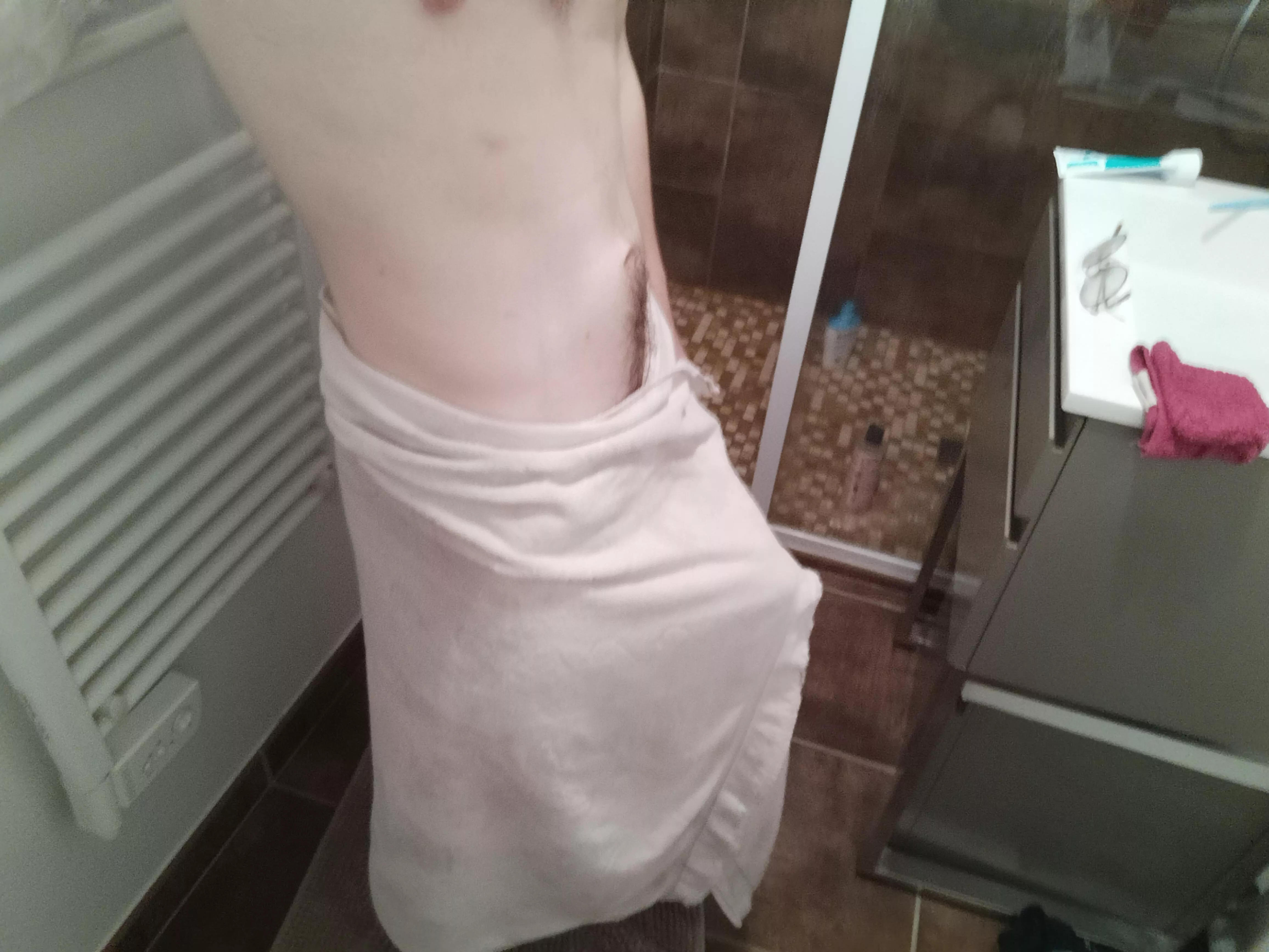 Towel bulge