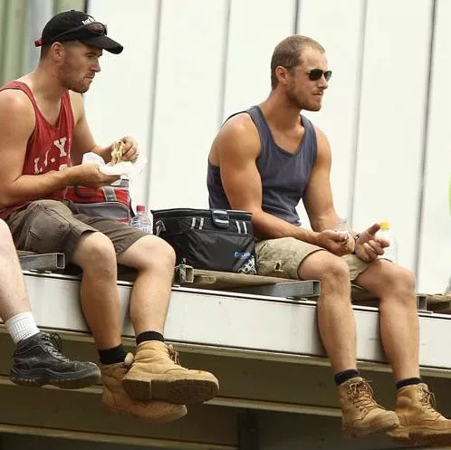 â€œTradies at lunchâ€ â€¦