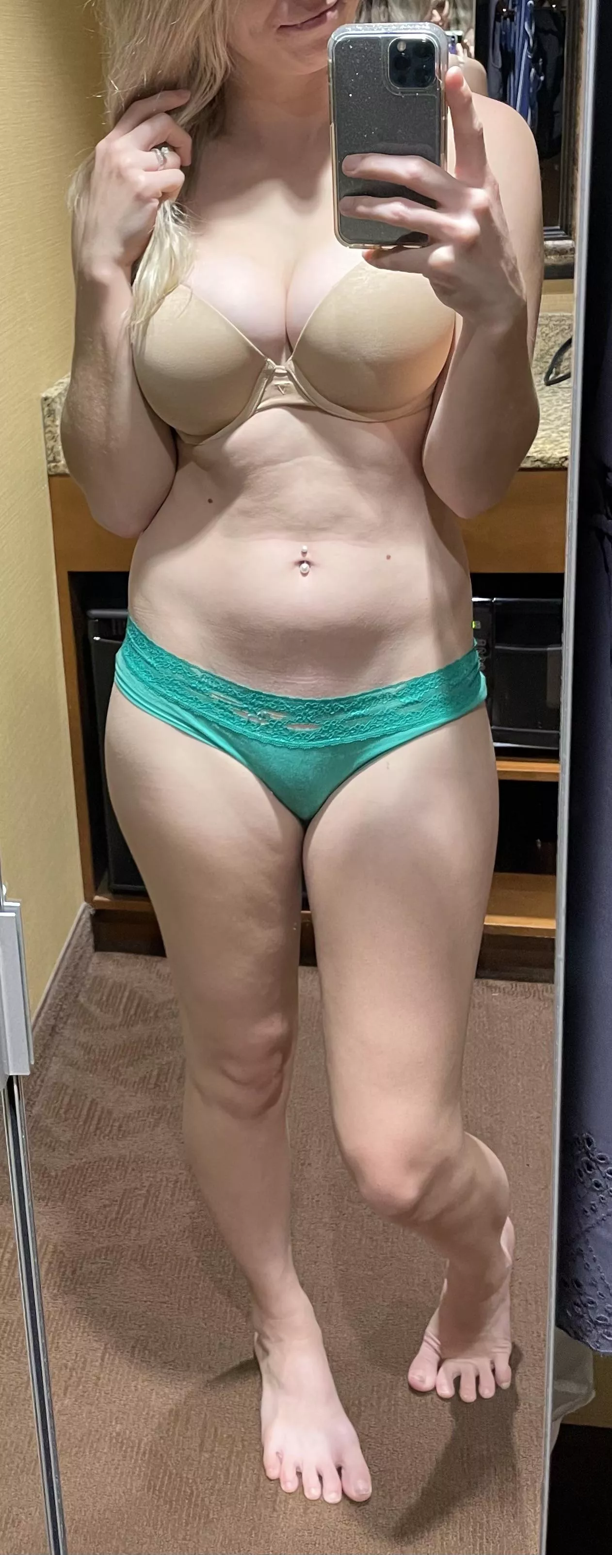 Trading my 28 yo hotwife. I will NOT share nudes with face. Will share clothed face. Sheâ€™s a true hotwife. Looking for lt trade abd chat. No bbw please. Bi is a plus. If interested hmu with age and location day trade