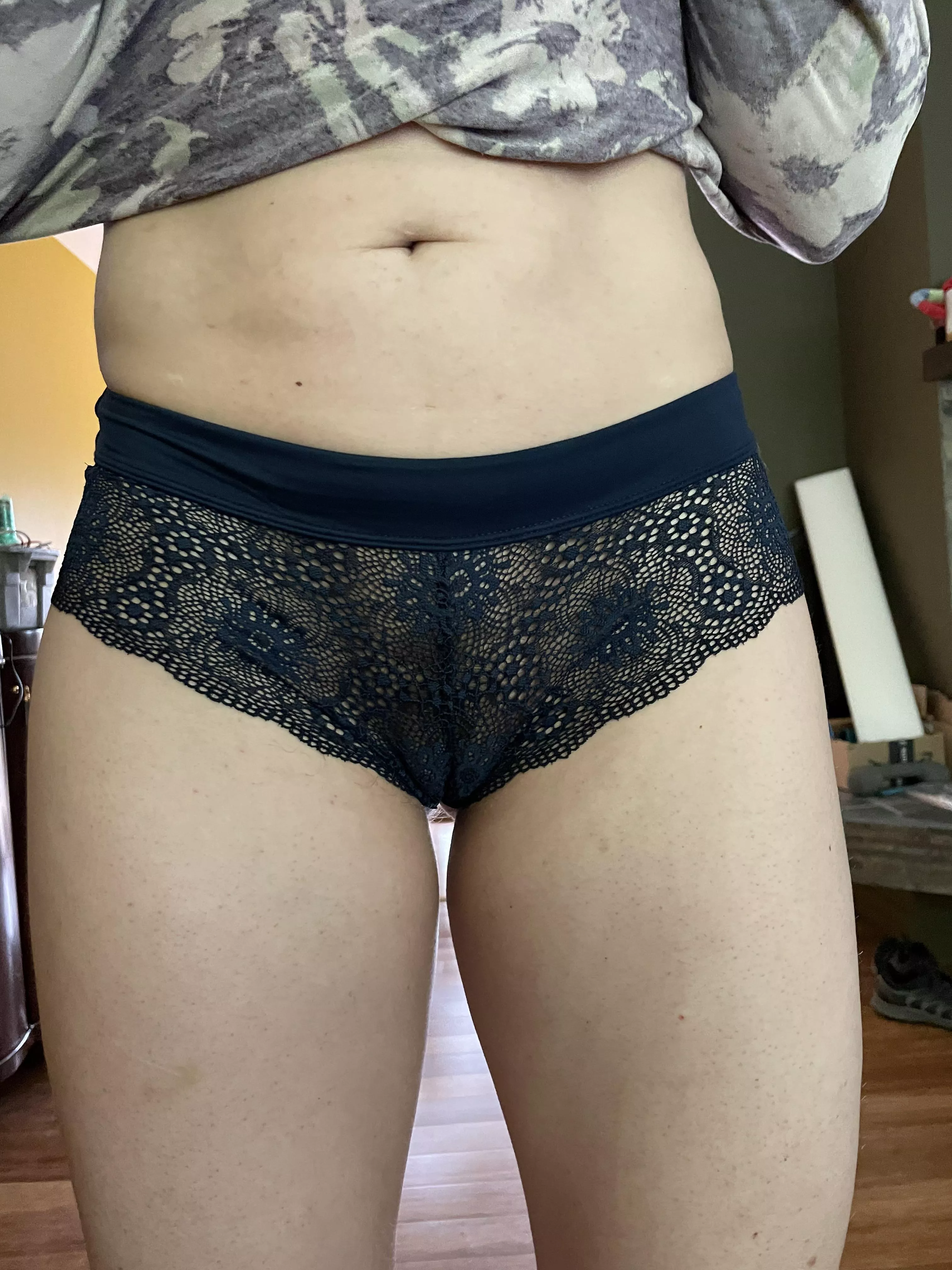 Treat yourself to a pair of my panties or videosâ€¦ðŸ˜˜ðŸ¥° [selling] Worn Panties & Other items âœ¨ Solo and Couple Content âœ¨Anal and Pussy play with or without TOYS âœ¨ Honest Dick Rates âœ¨ Custom Photos and Videos