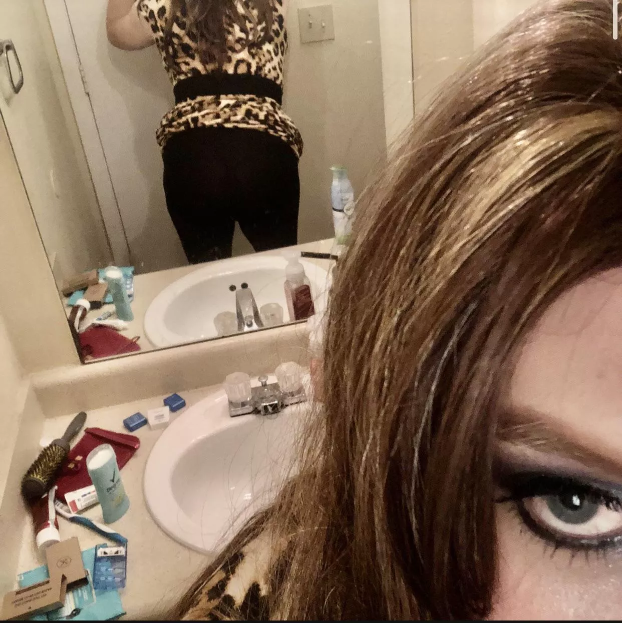 Trying out showing my booty! First time…