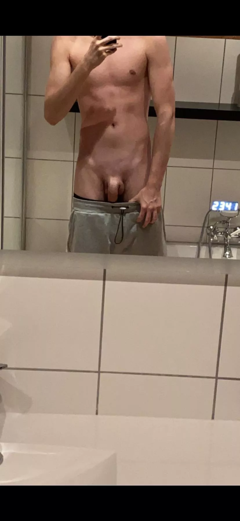 Upvote if you want a free nude🤭