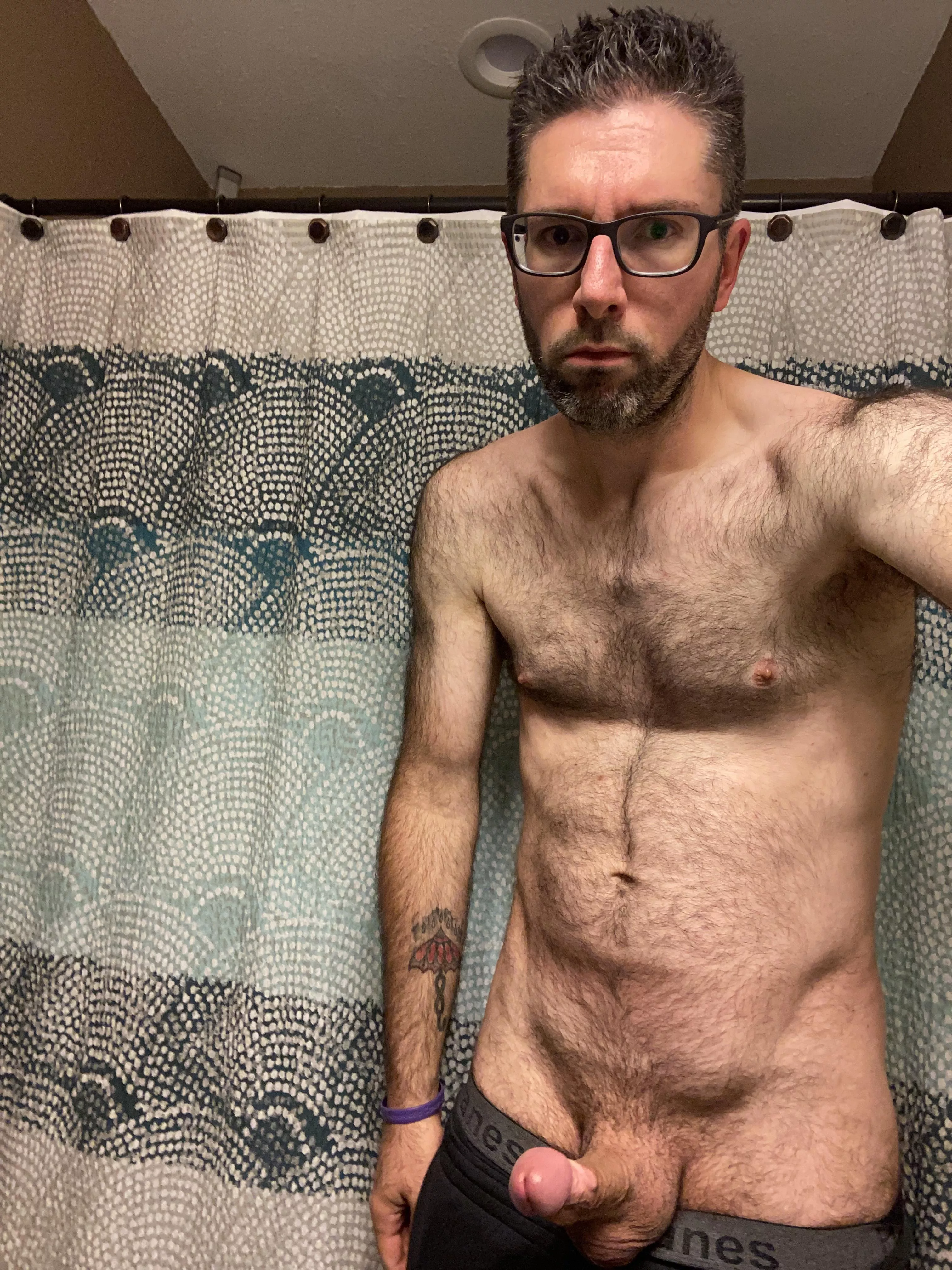 Very impromptu shot of my dad bod (40) before hopping in the shower. Discuss.