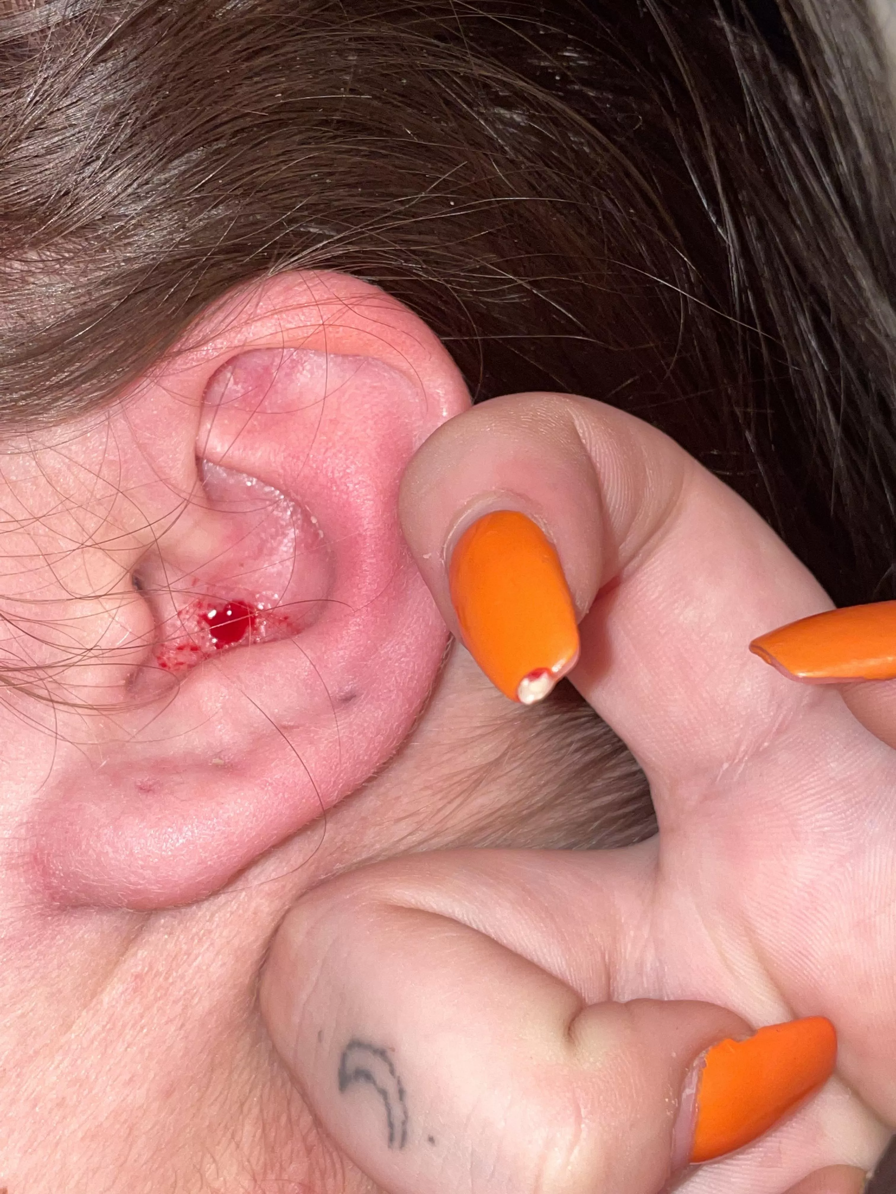 very nice ear pop but painful