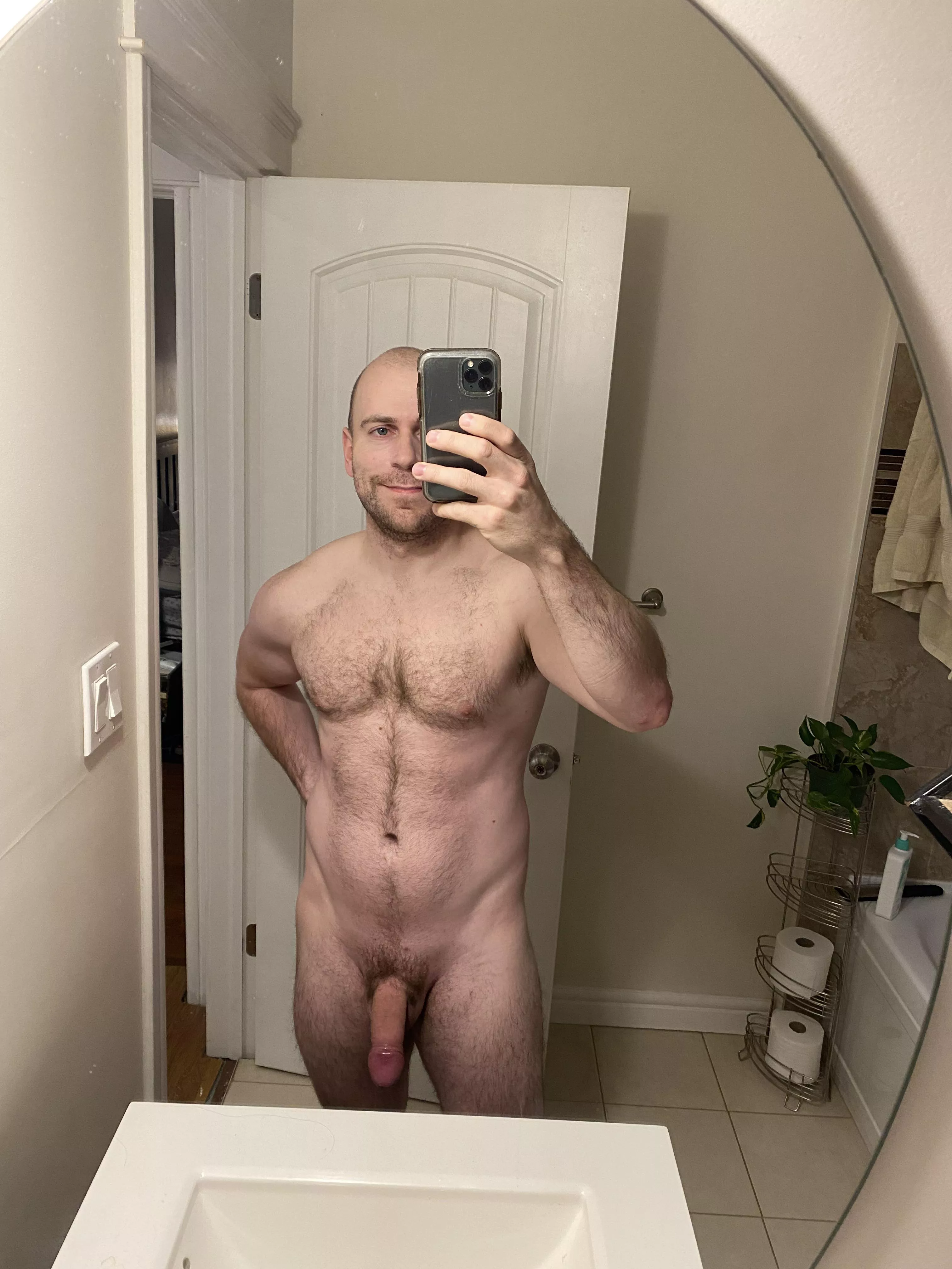 Wanna be nude with me?