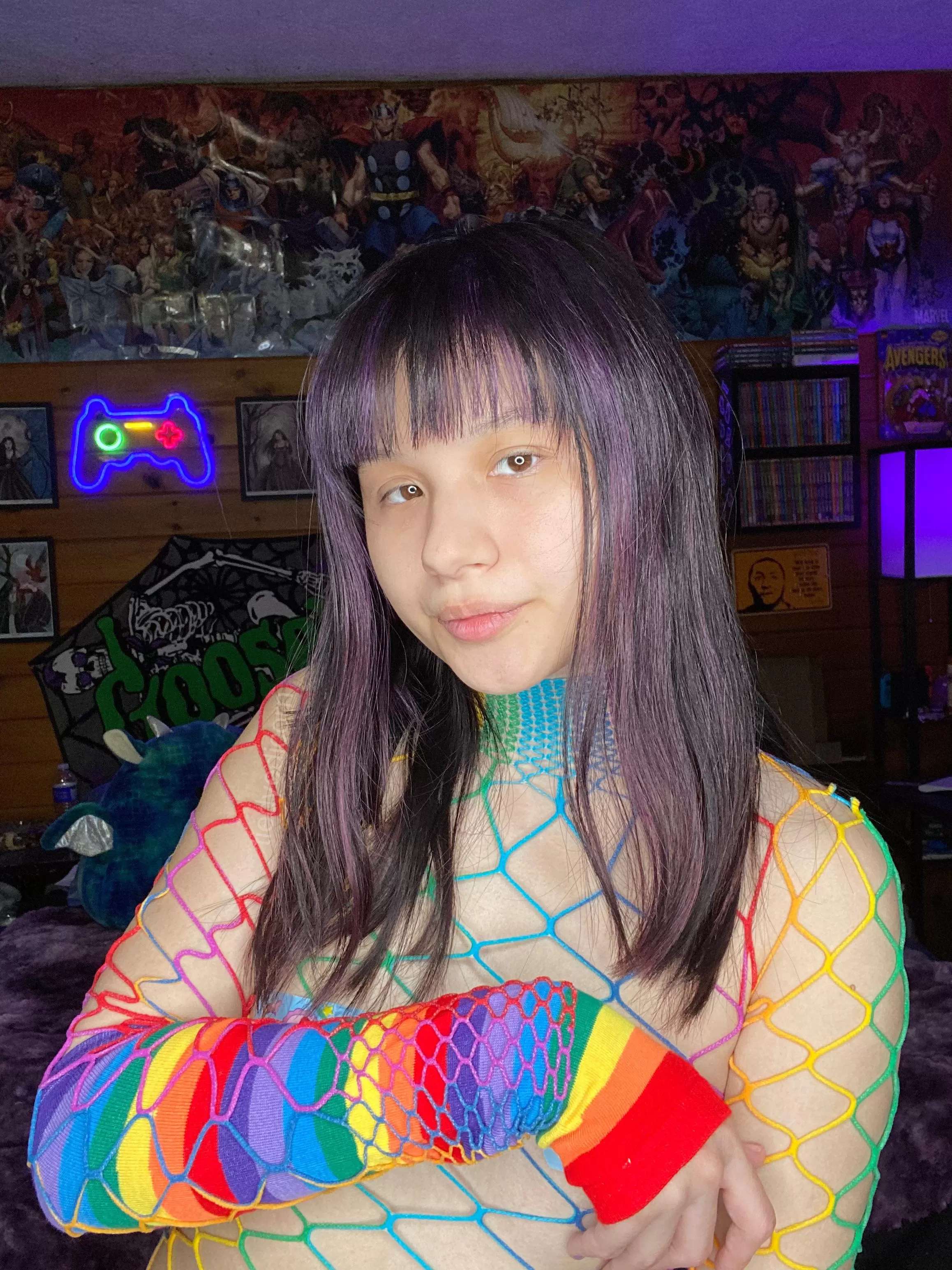 wanna chill with a colorful mixed Asian?