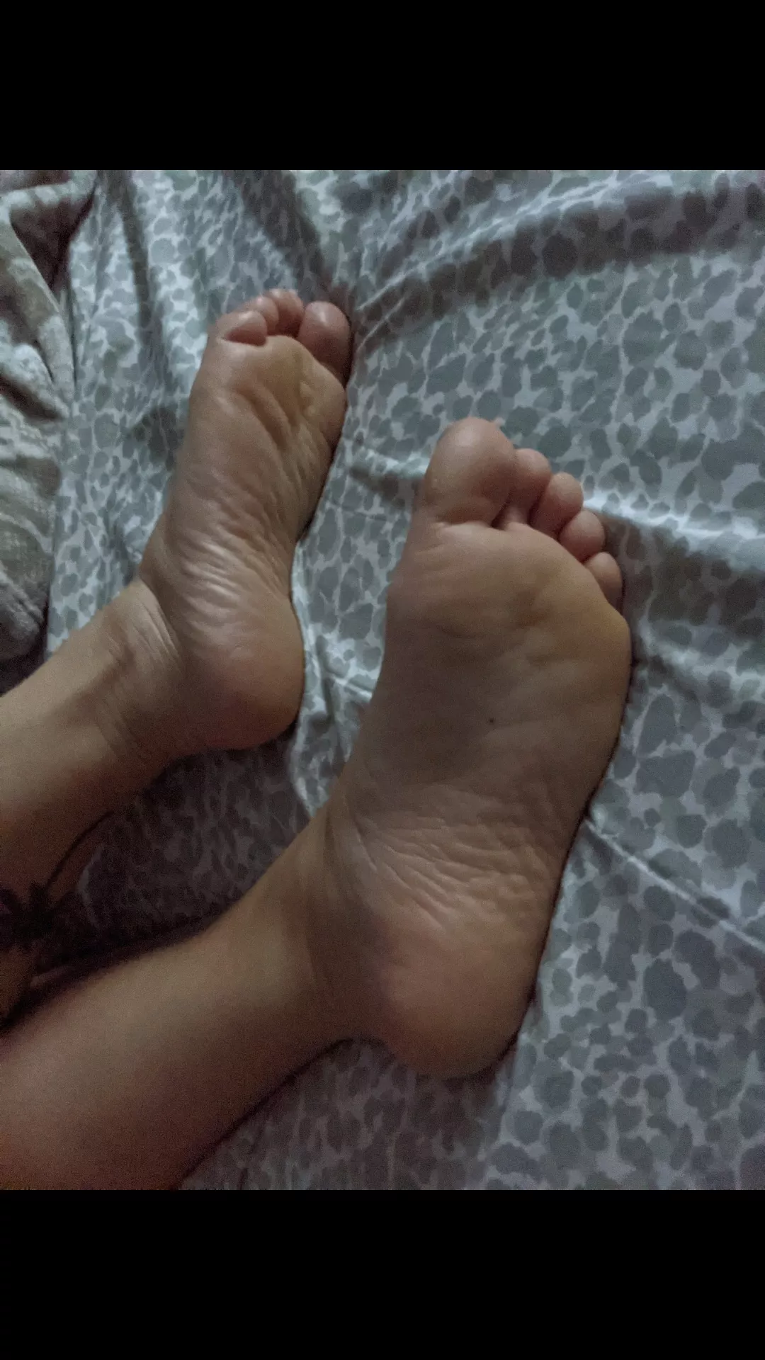 Wanna kiss my soles goodnight?