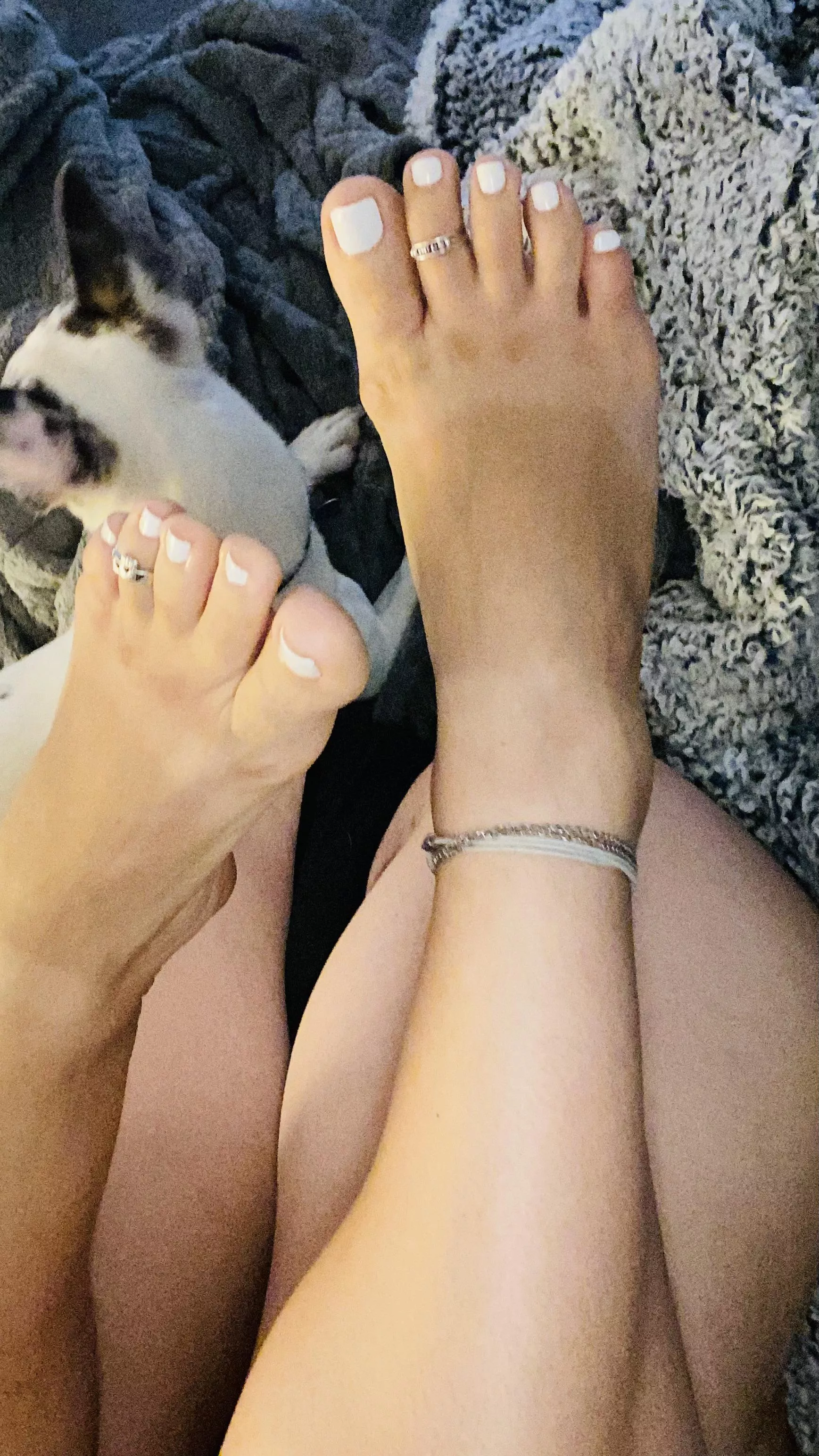 Wanna suck my toes? ðŸ˜›ðŸ’“ dm me