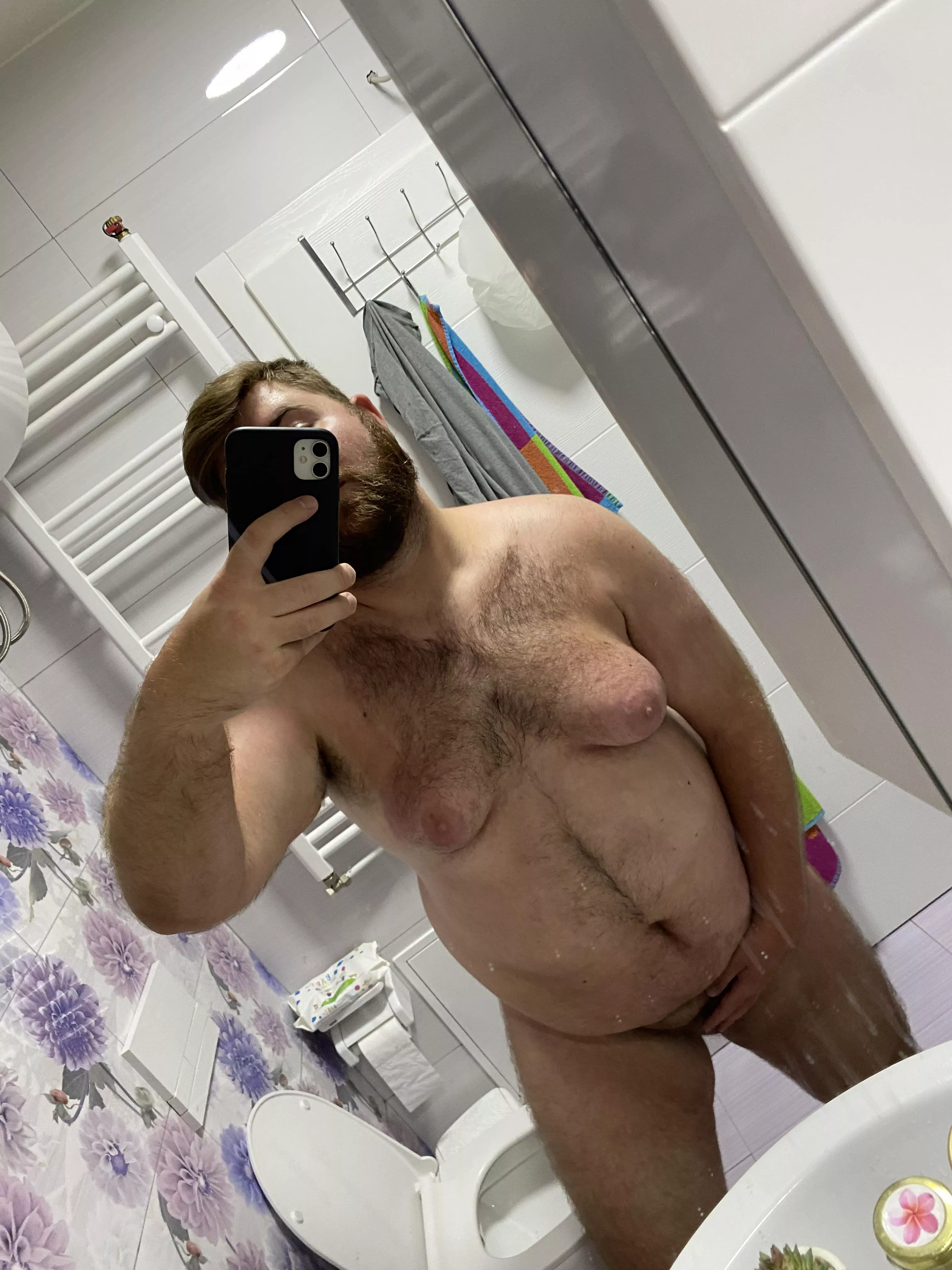 Want my throat rammed, hole destroyed and then beard covered in cum xx