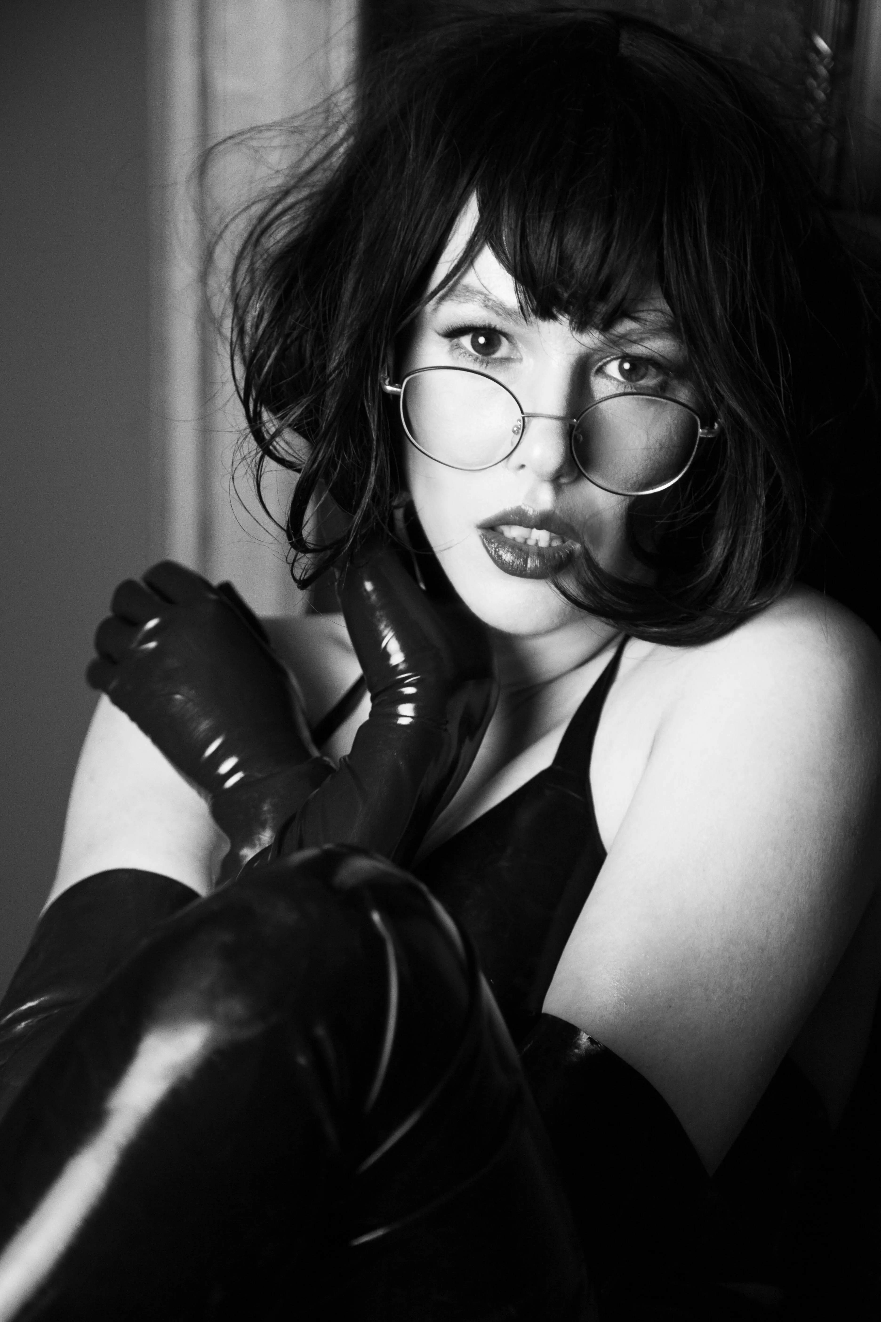 Wearing latex&glasses â¤ [OC]