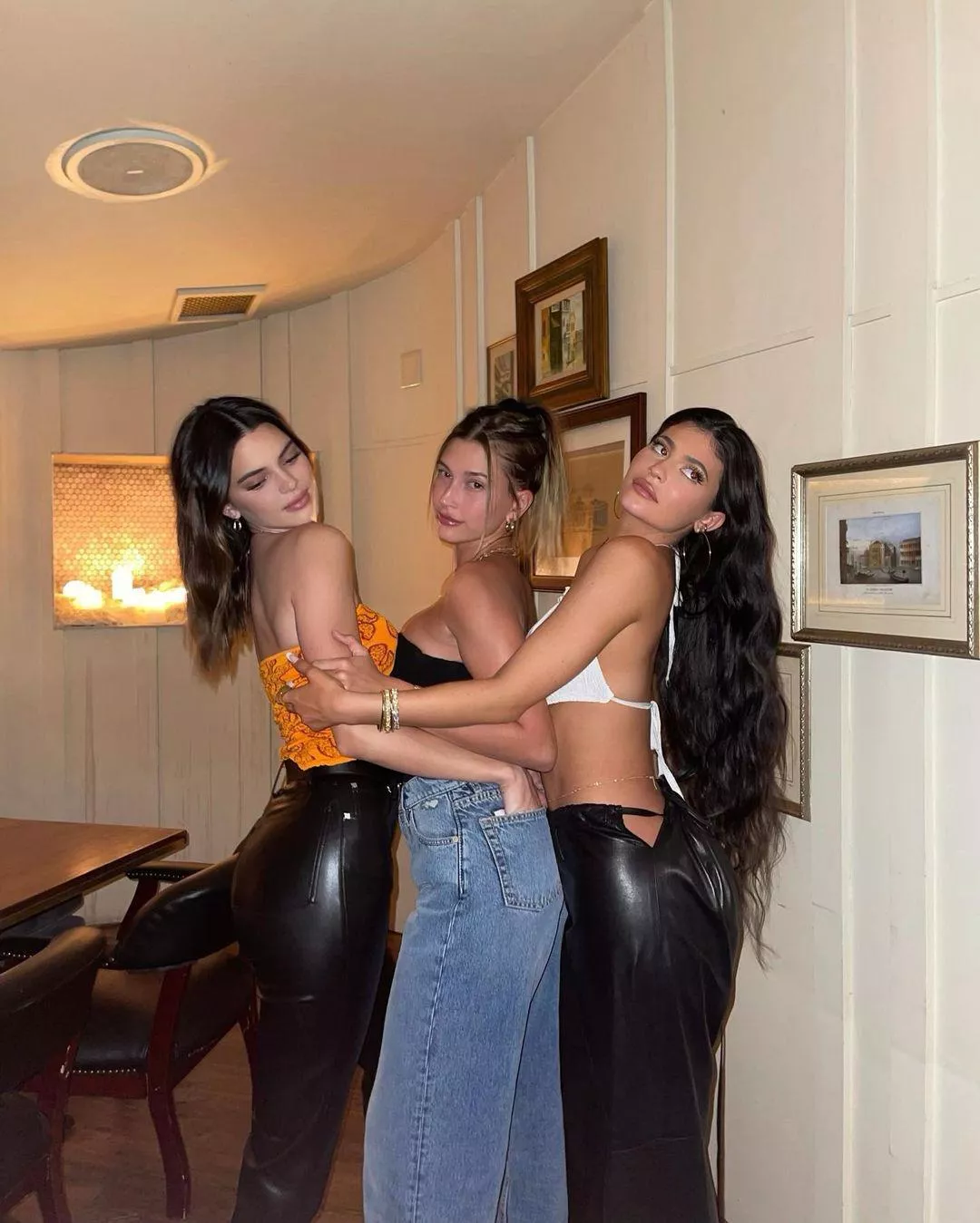 What an scenario that would be.... Kendall Jenner, Kylie Jenner and Hailey Bieber DAMN