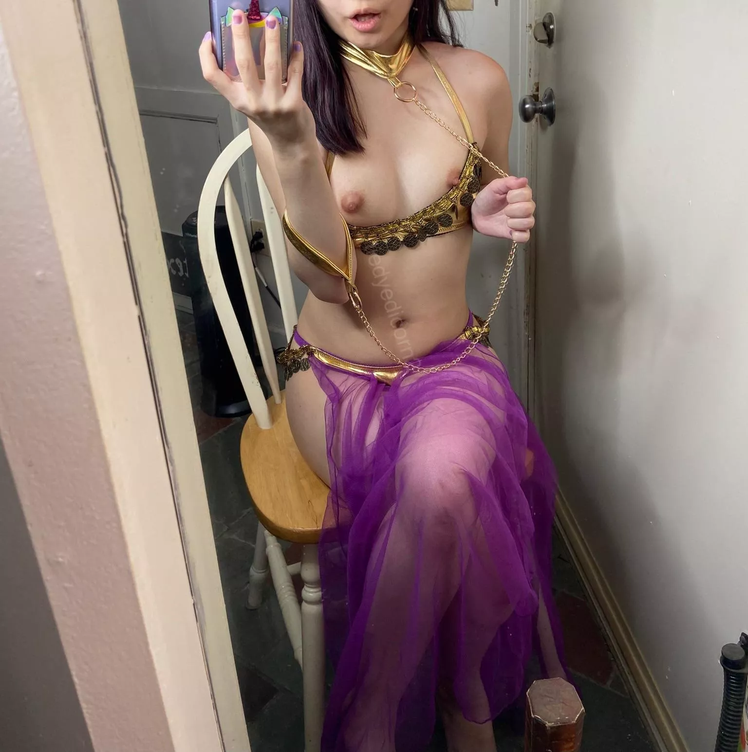 what do you think of servant princess leia flashing you her itty bitties? iâ€™m a geek, i know!