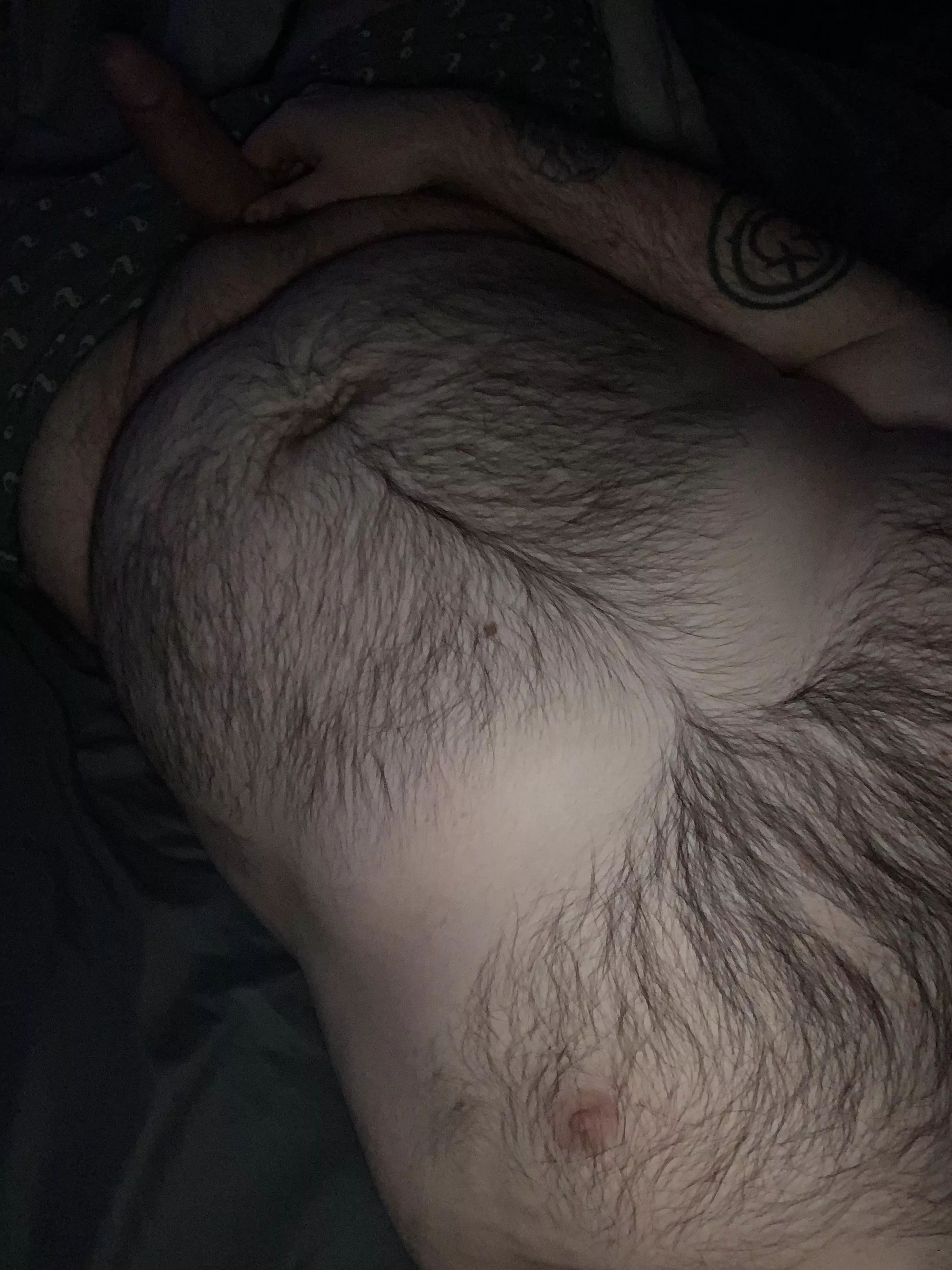 What I would give for a hand/mouth around my cock. Any takers?