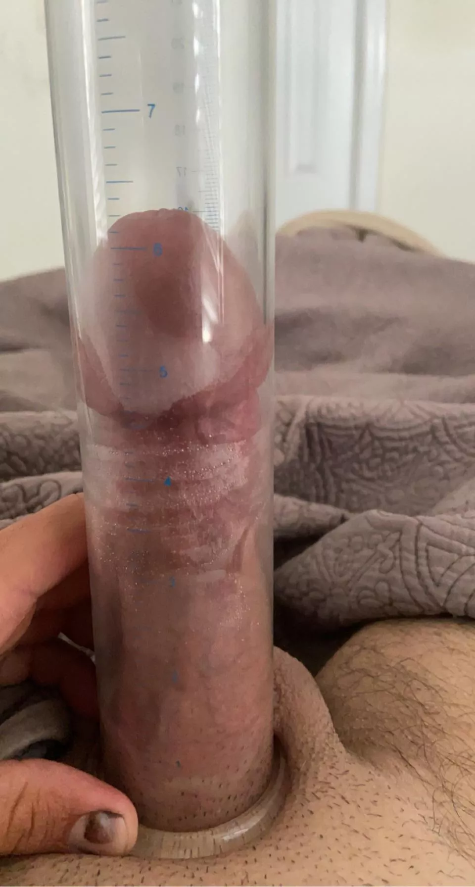 Whats a realistic permanent girth goal? 4.2 at base 4.7 at thickest and 6.2 erect length. I went in this pump soft and I notice when I go in hard I reach a little past 6 1/2. My 1 3/4 inch long head makes the shaft look quite a bit smaller which is why I