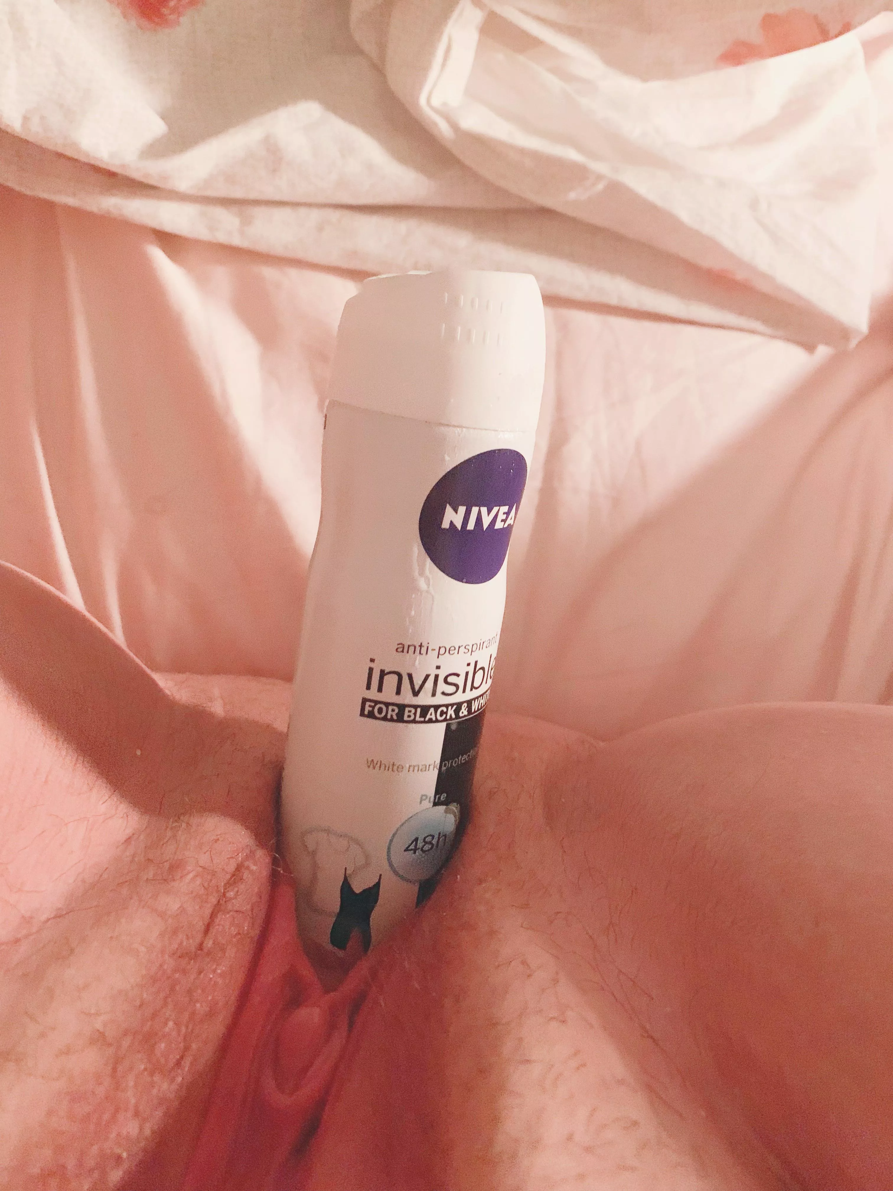 When I’m really horny I like to stuff my pussy with random objects. I love feeling full 🥺