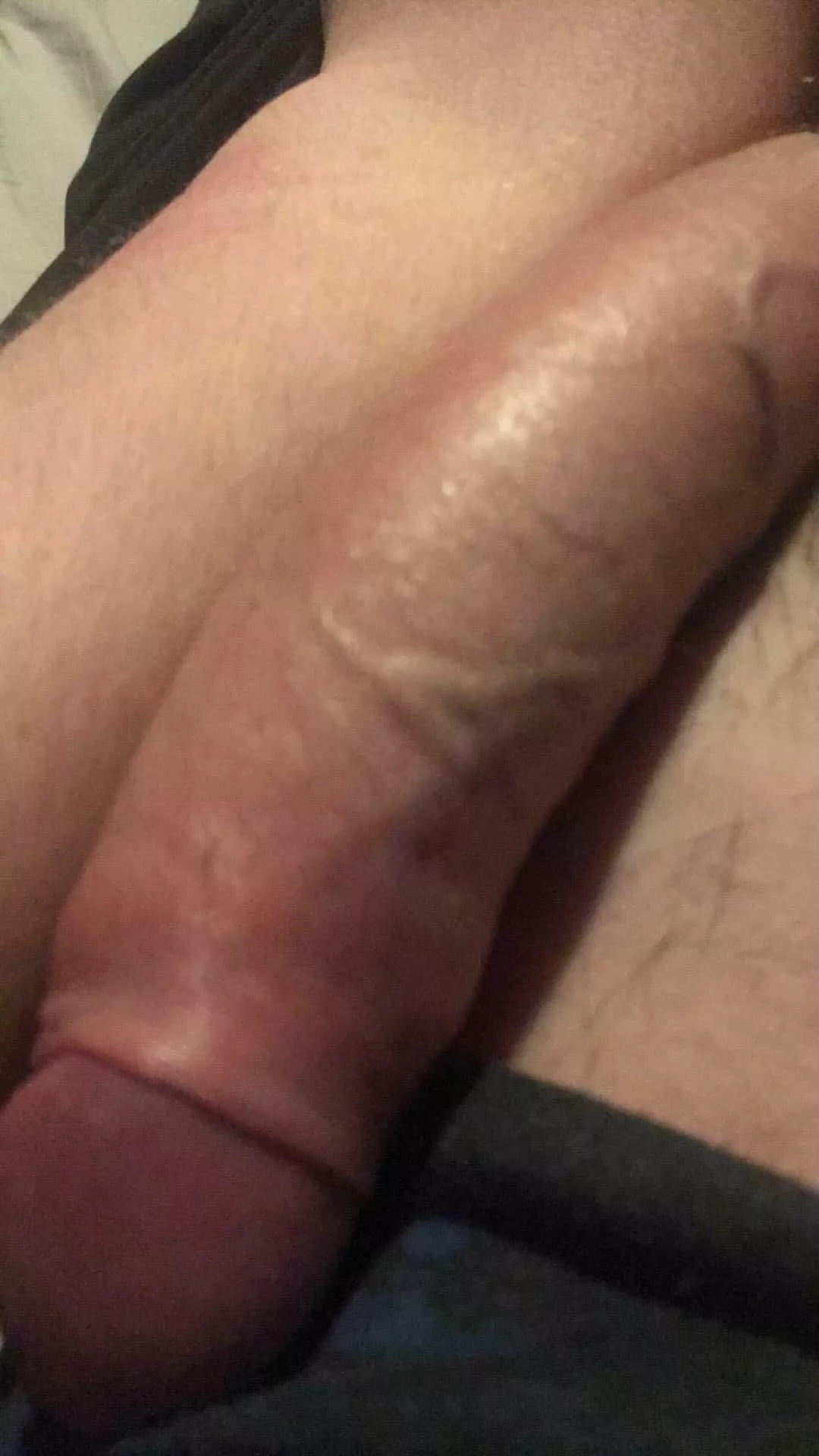 Which of you little sluts want to get ur brains fucked out as I squeeze and torment ur pathetic little balls till I leave a nice hot load inside of you😈😈