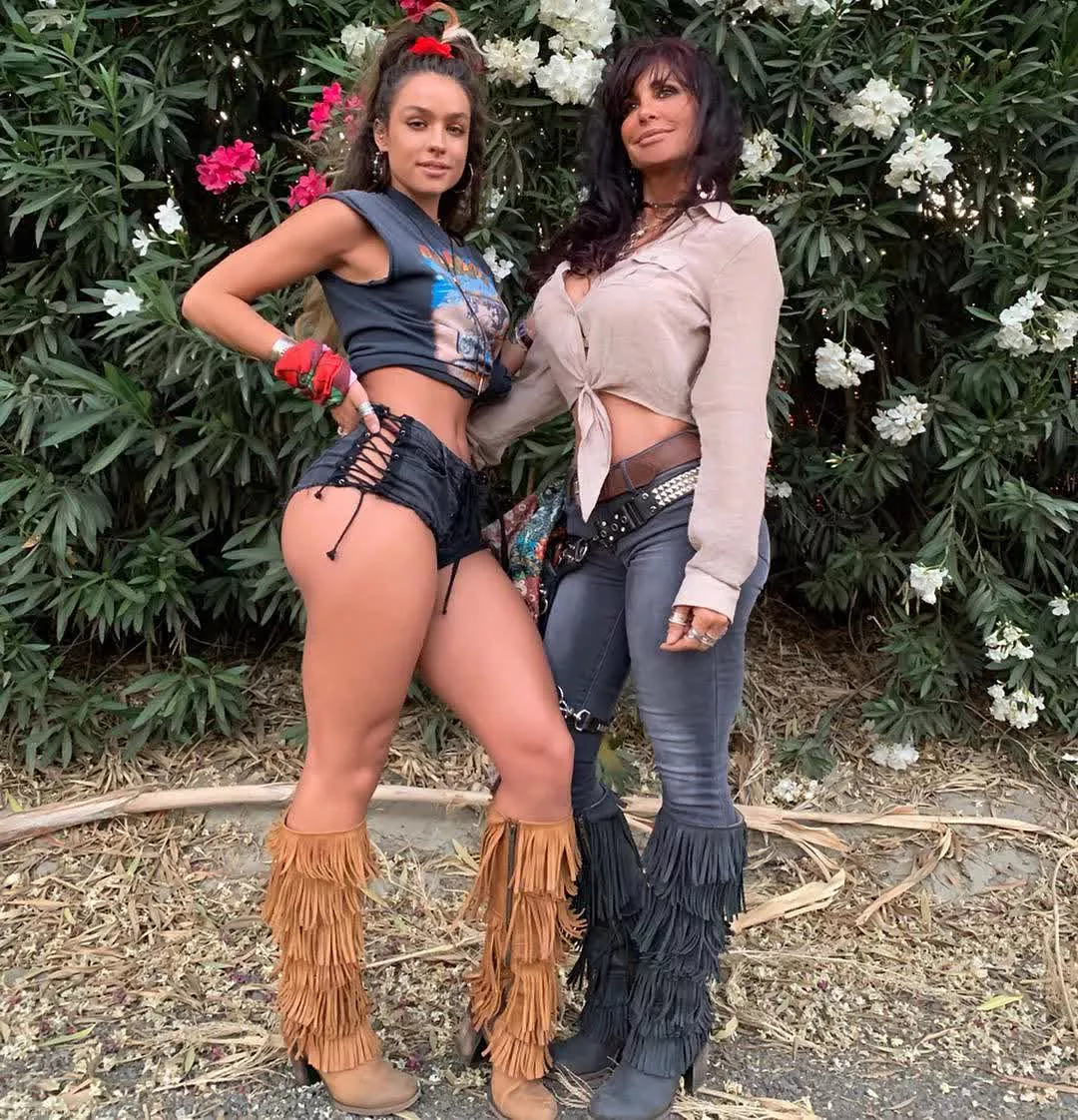 Which sexy cowgirl you going with mom or daughter? ðŸ˜ðŸ¥µðŸ‘