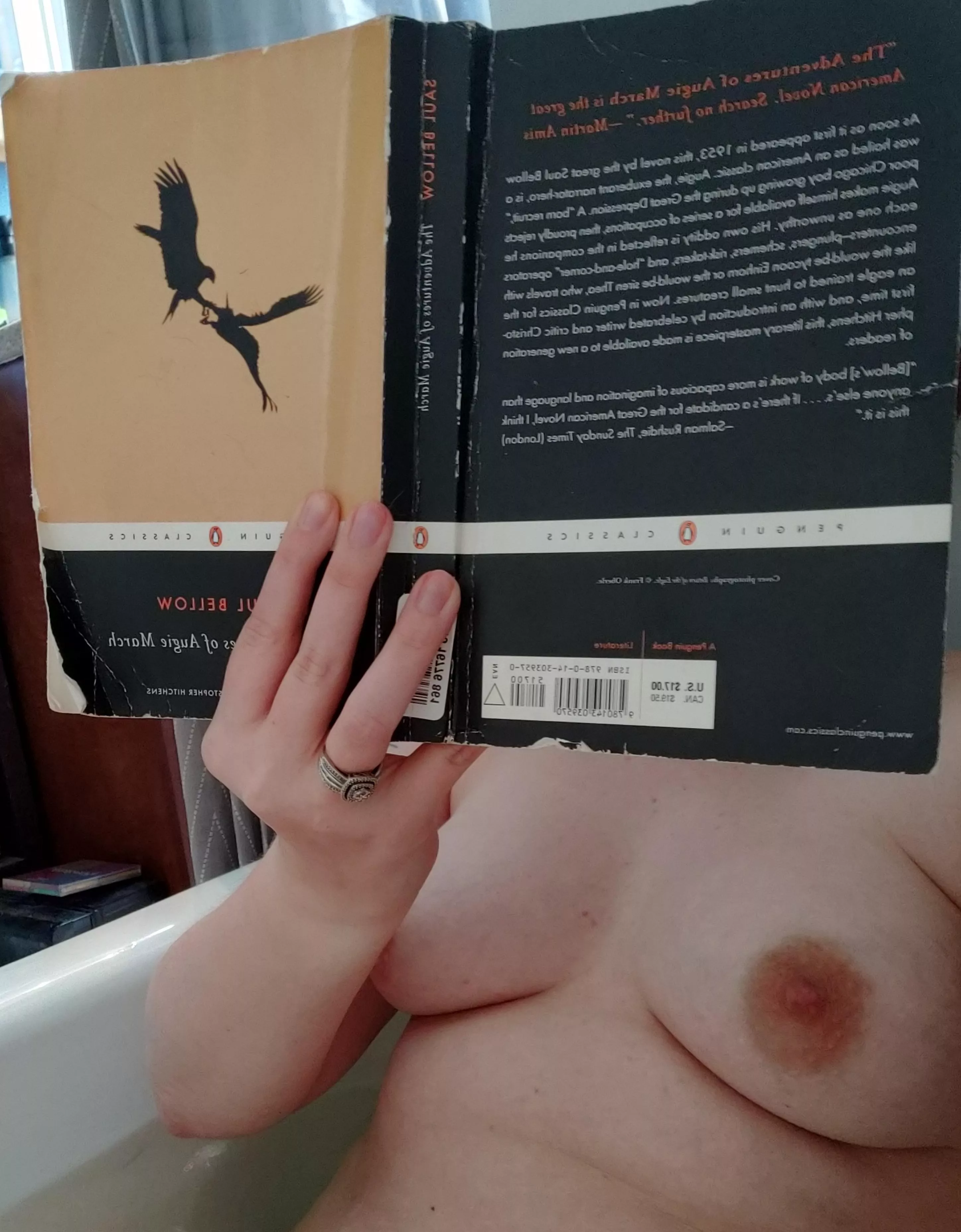 Who else likes to read in the tub?