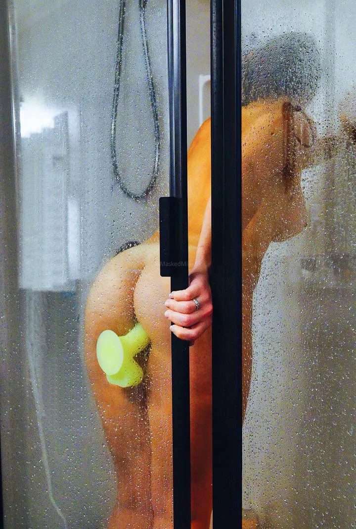 Who knew the shower door could be so much [f]un!