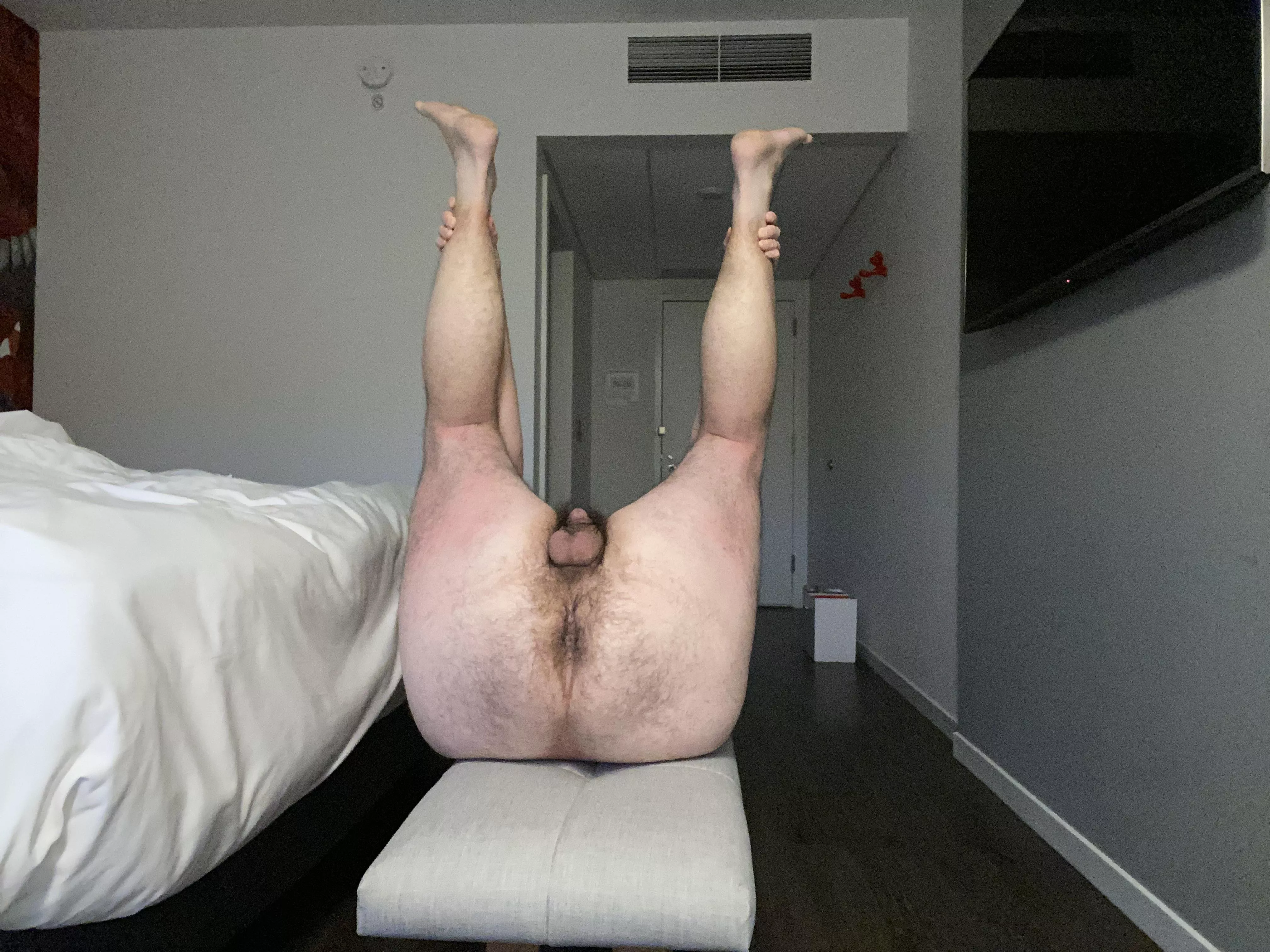 Who likes a chub with his ass in the air?