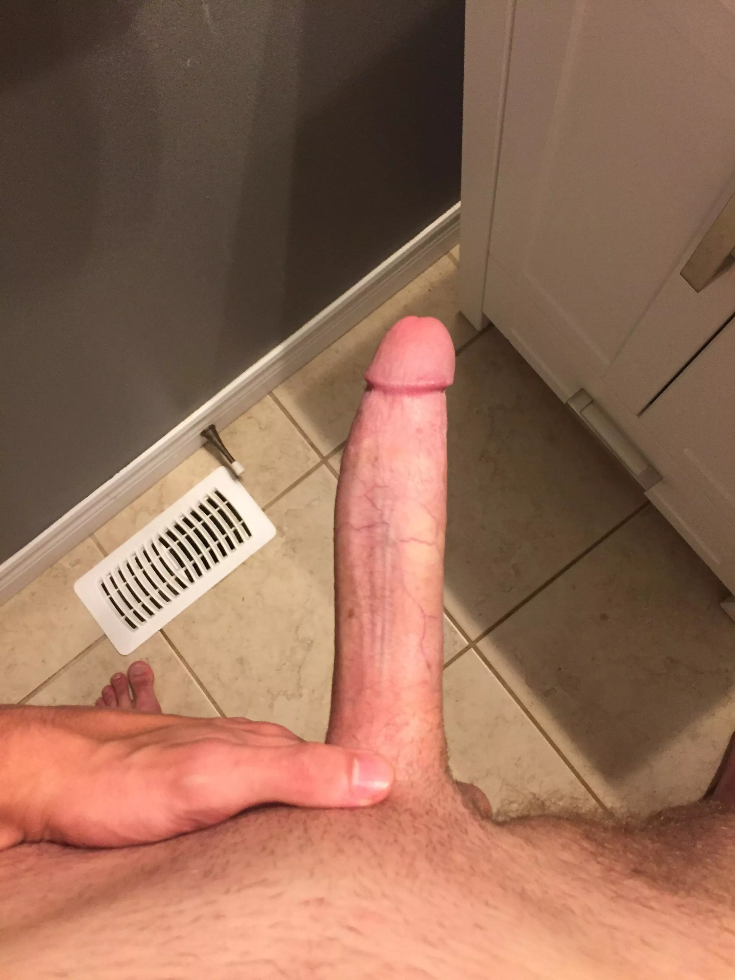 Who likes big white cock ?