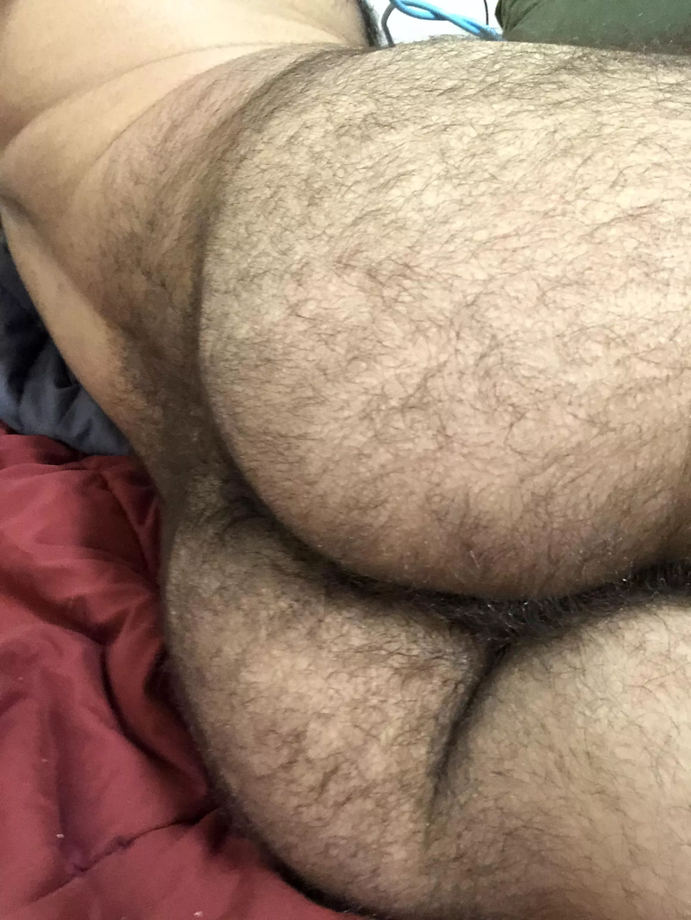 Who likes â€˜em hairy? ðŸ˜‡