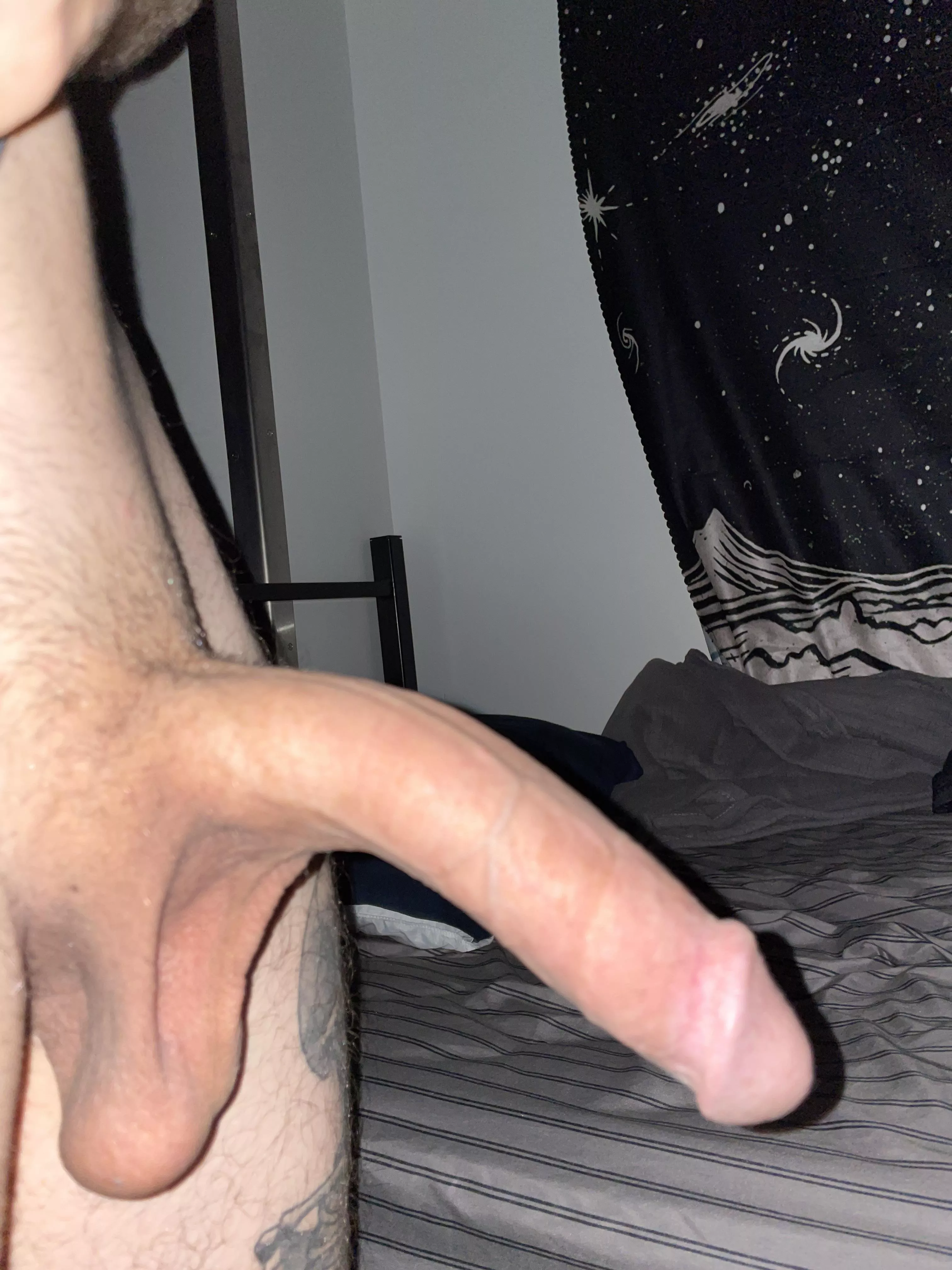 Who wants to help me cum