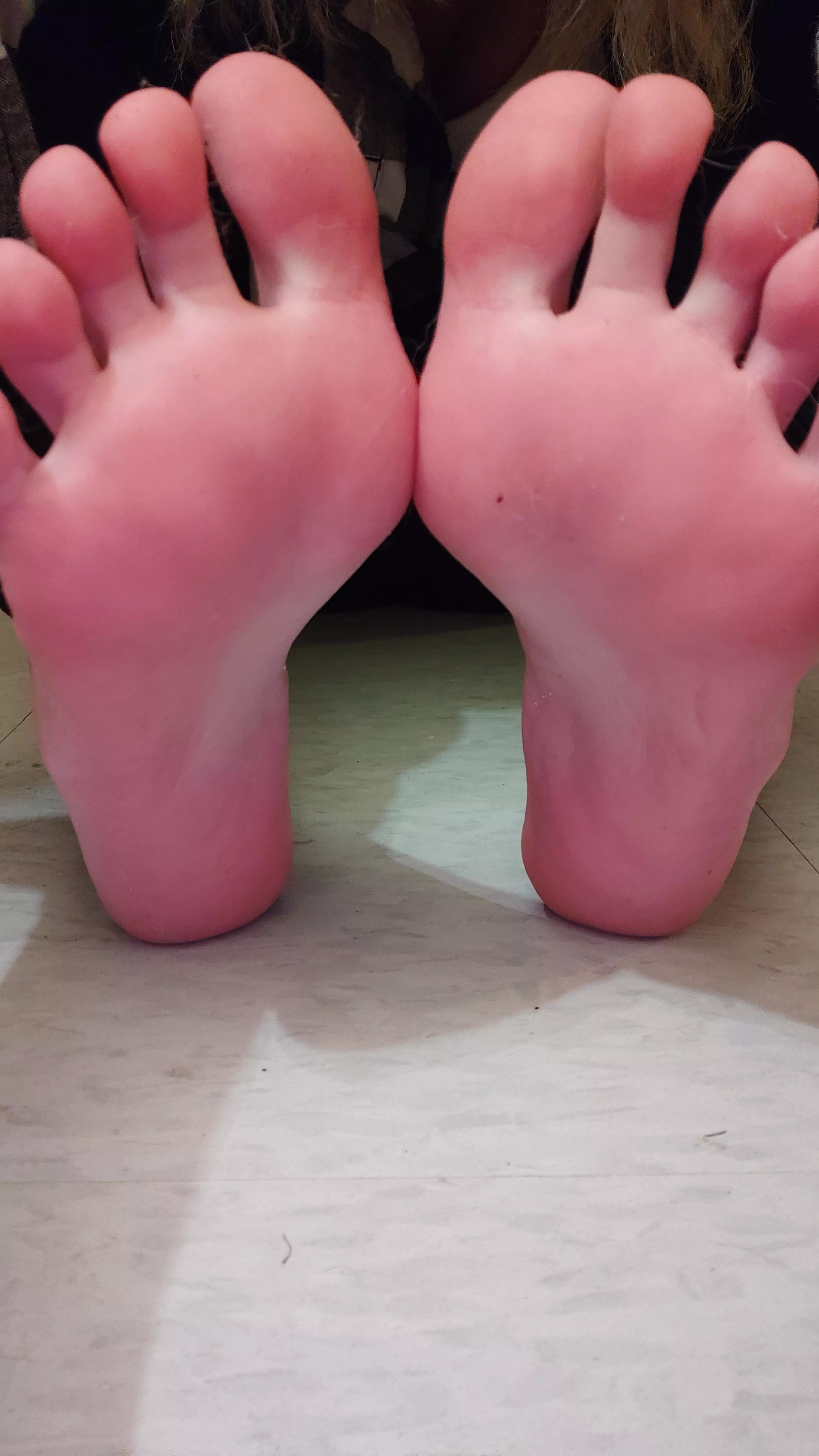 Who wants to let me massage my feet on their face?